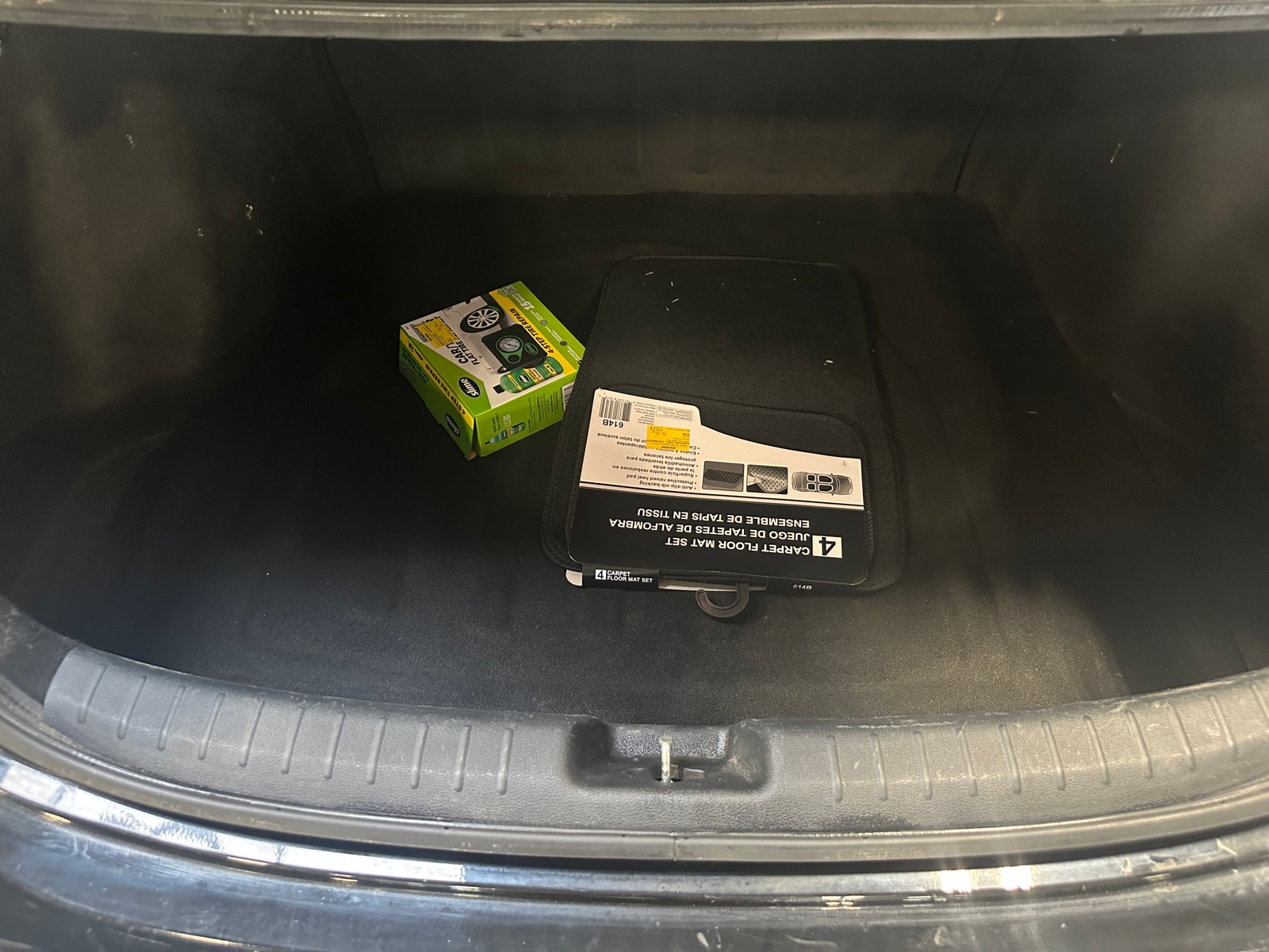 Thumbnail: 2023 Kia Forte - 7