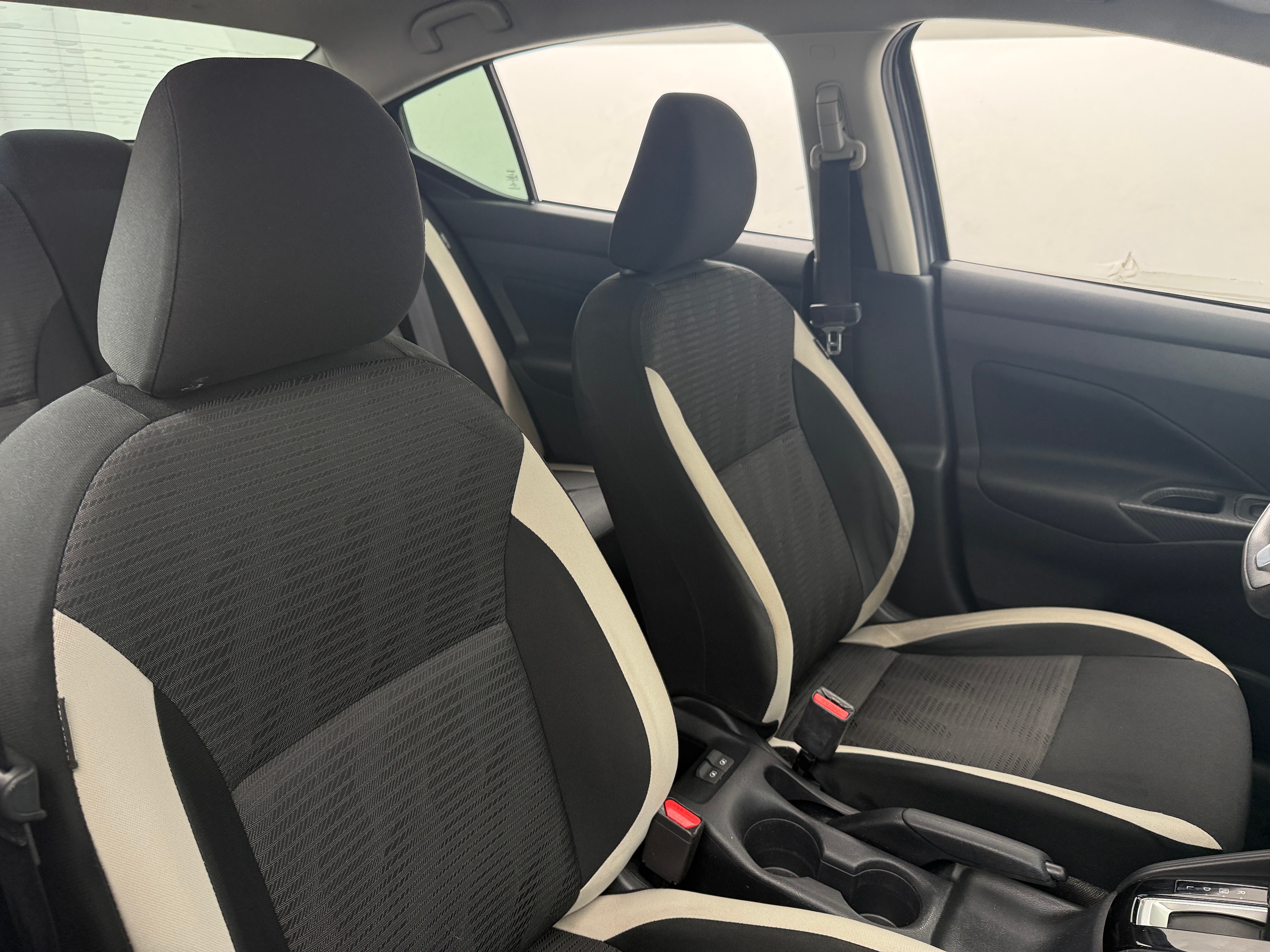 2021 Nissan Versa Sedan