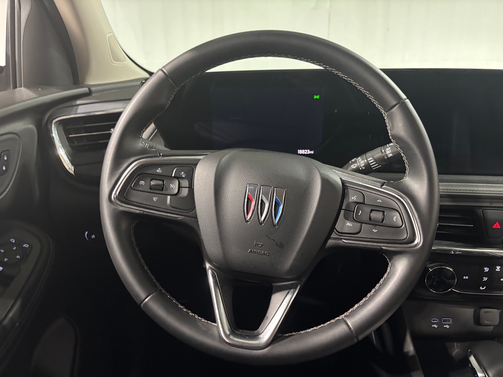 Thumbnail: 2025 Buick Encore GX - 5