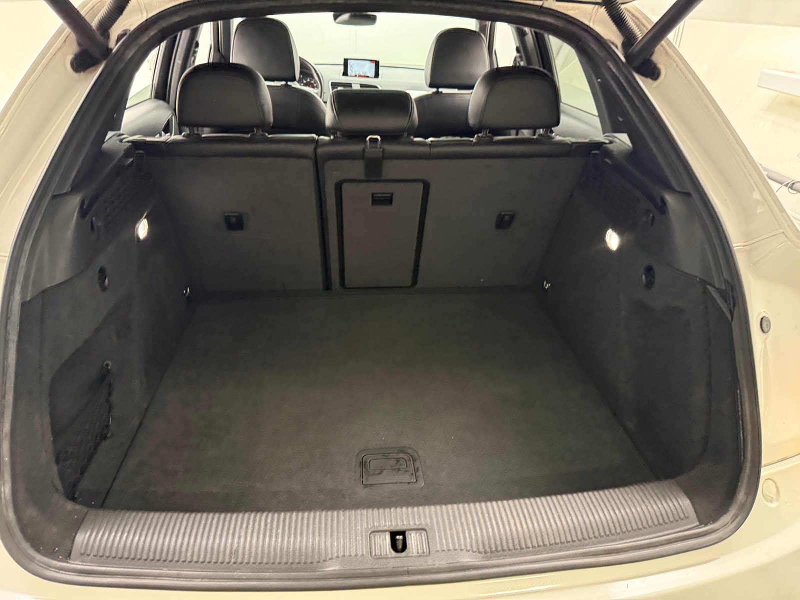 Thumbnail: 2018 Audi Q3 - 6