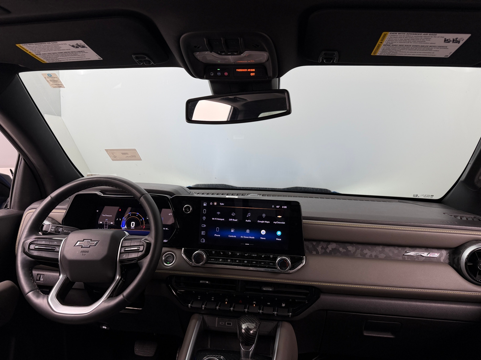 Thumbnail: 2024 Chevrolet Colorado - 3