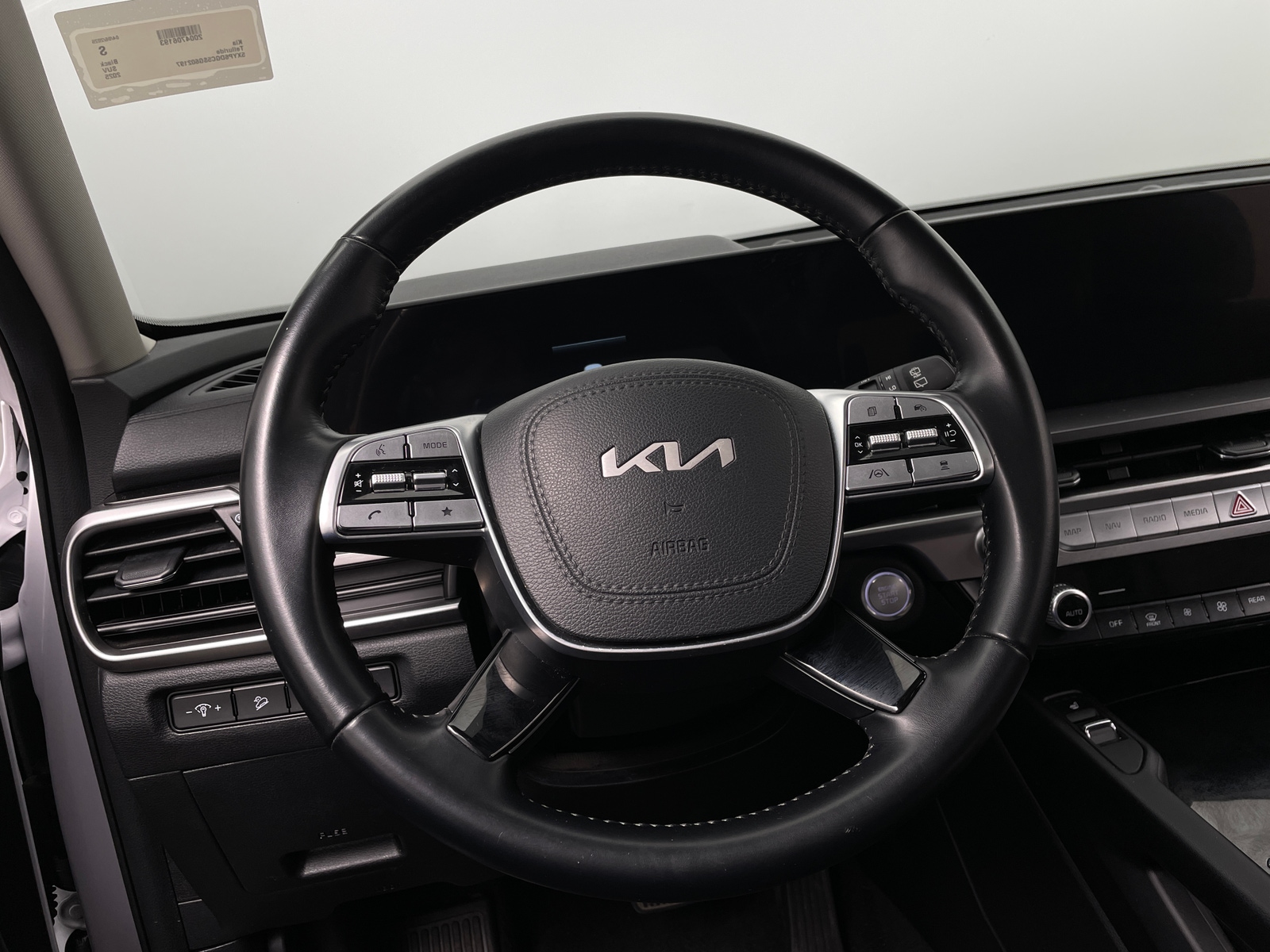 Thumbnail: 2025 Kia Telluride - 4