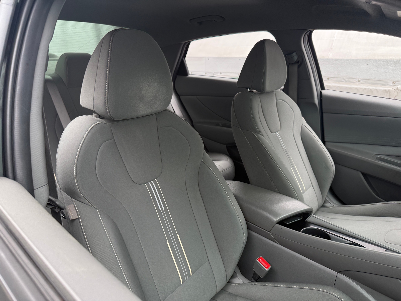 Thumbnail: 2022 Hyundai Elantra - 2