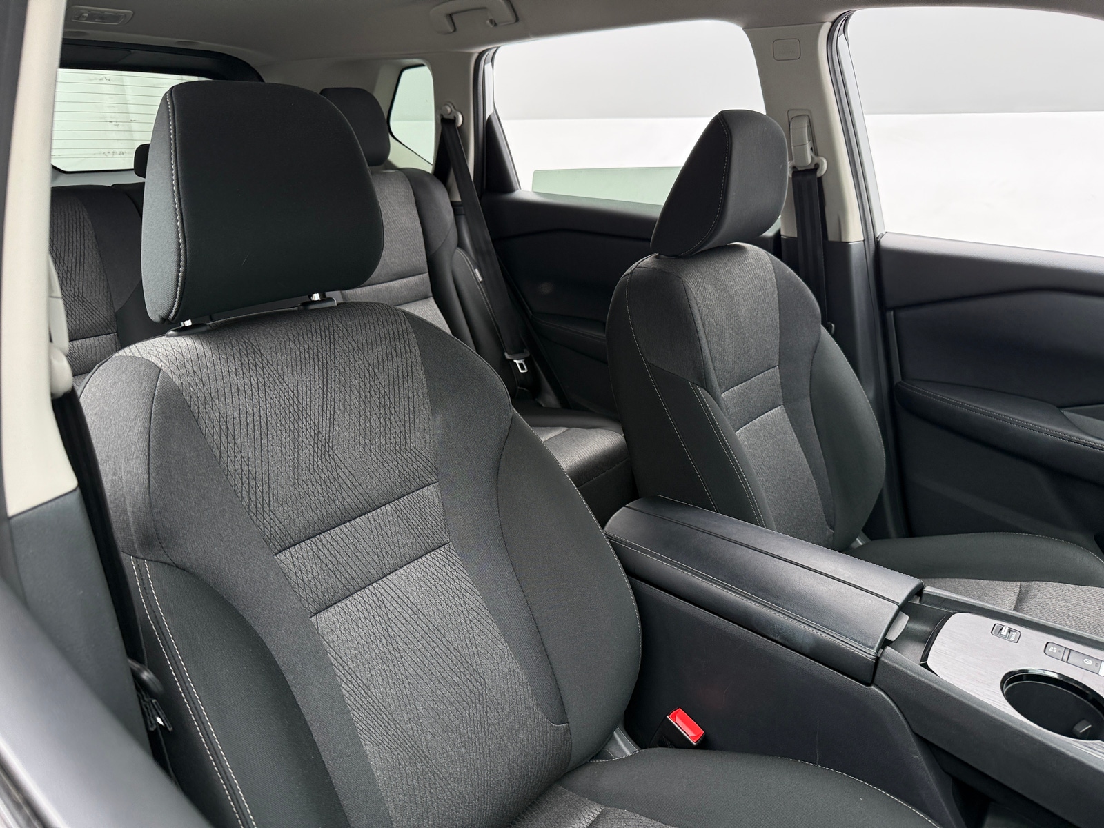 Thumbnail: 2025 Nissan Rogue - 2