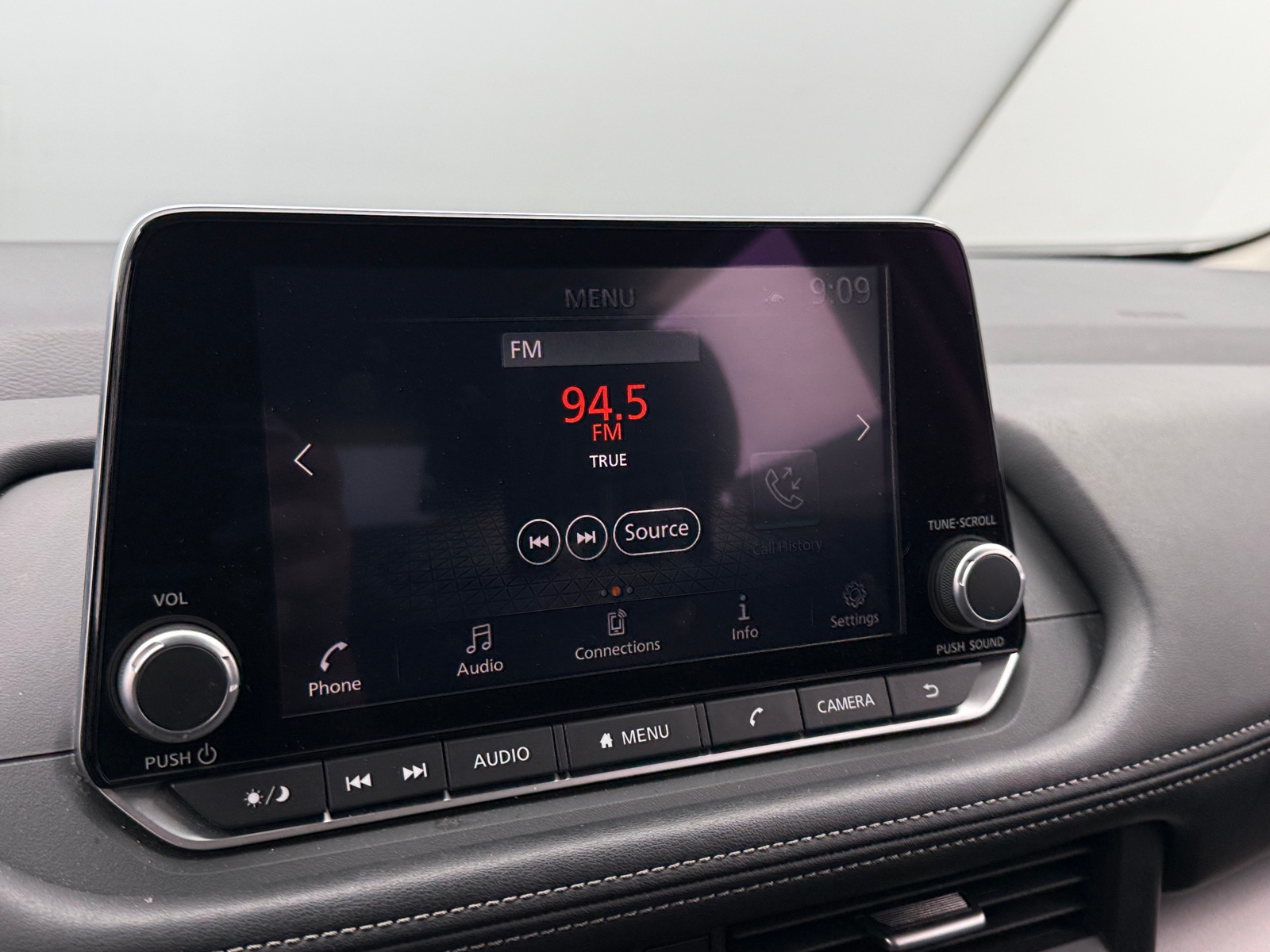 Thumbnail: 2025 Nissan Rogue - 4