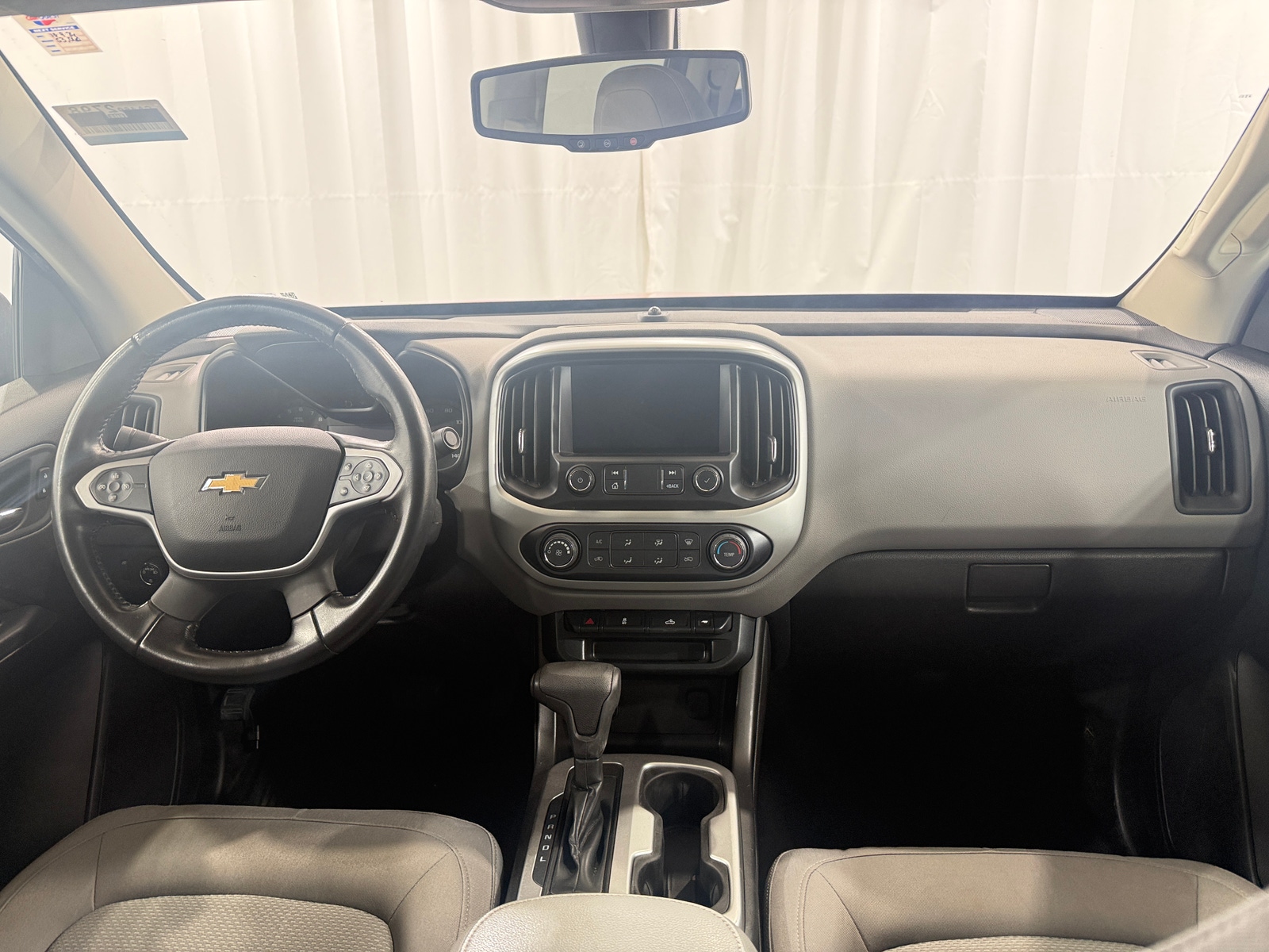 Thumbnail: 2019 Chevrolet Colorado - 3