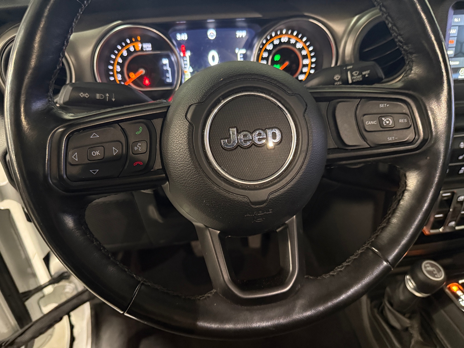 Thumbnail: 2022 Jeep Gladiator - 5