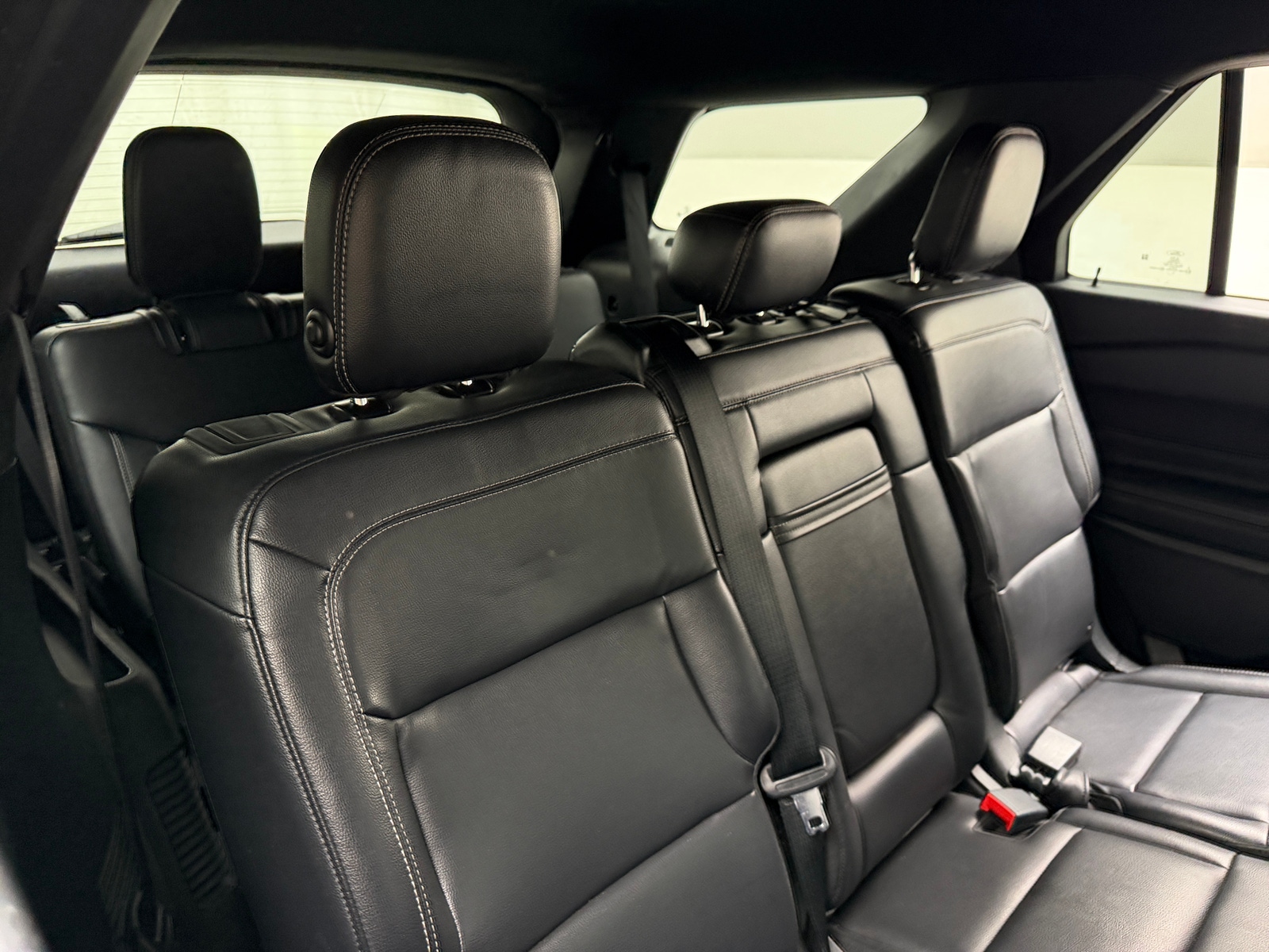 Thumbnail: 2020 Ford Explorer - 6