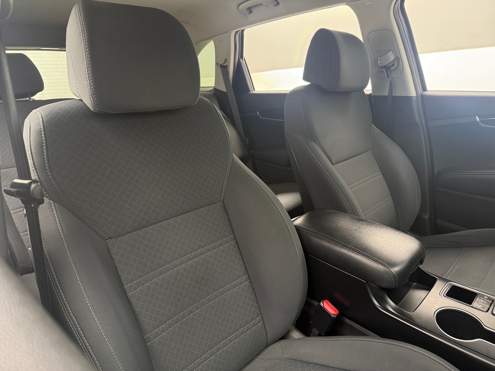 Thumbnail: 2017 Kia Sorento - 2