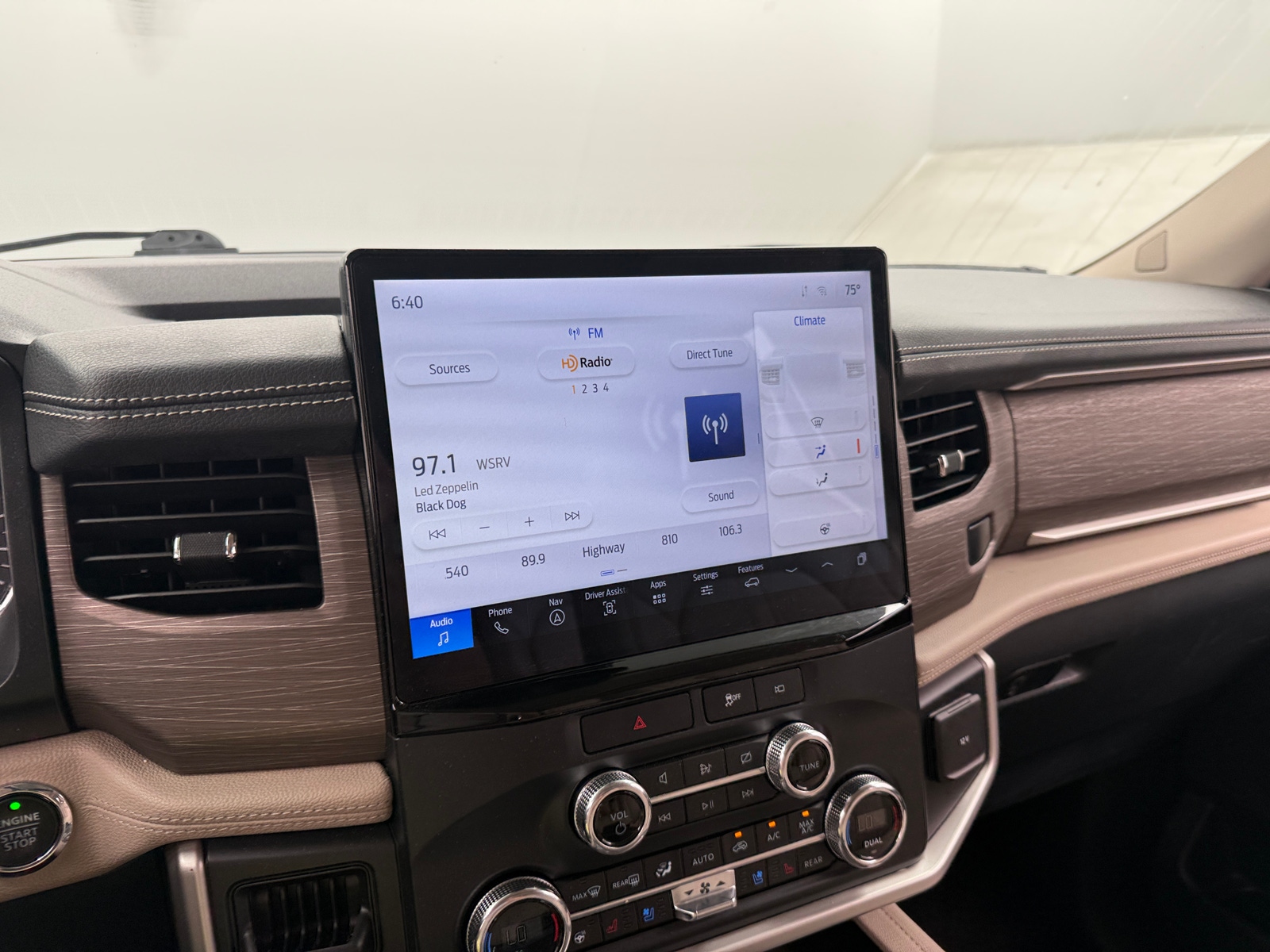 Thumbnail: 2022 Ford Expedition MAX - 3