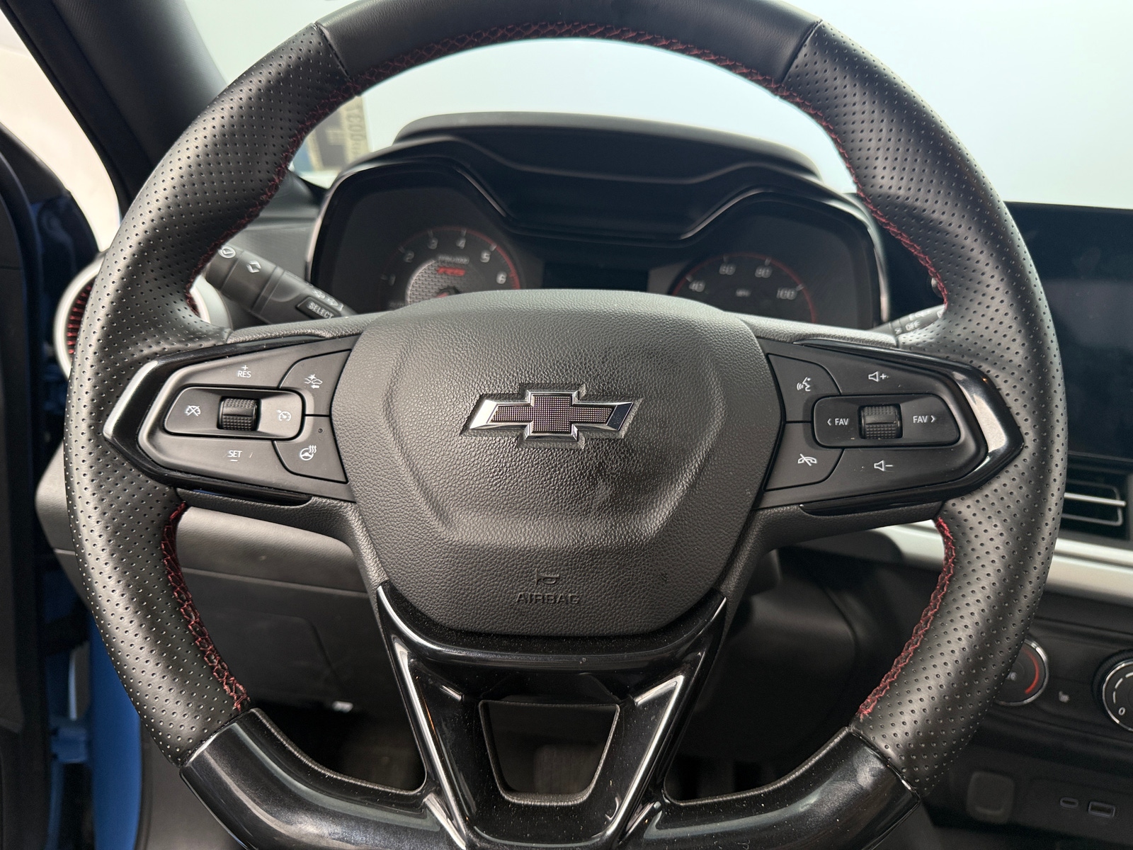 Thumbnail: 2024 Chevrolet Trax - 5