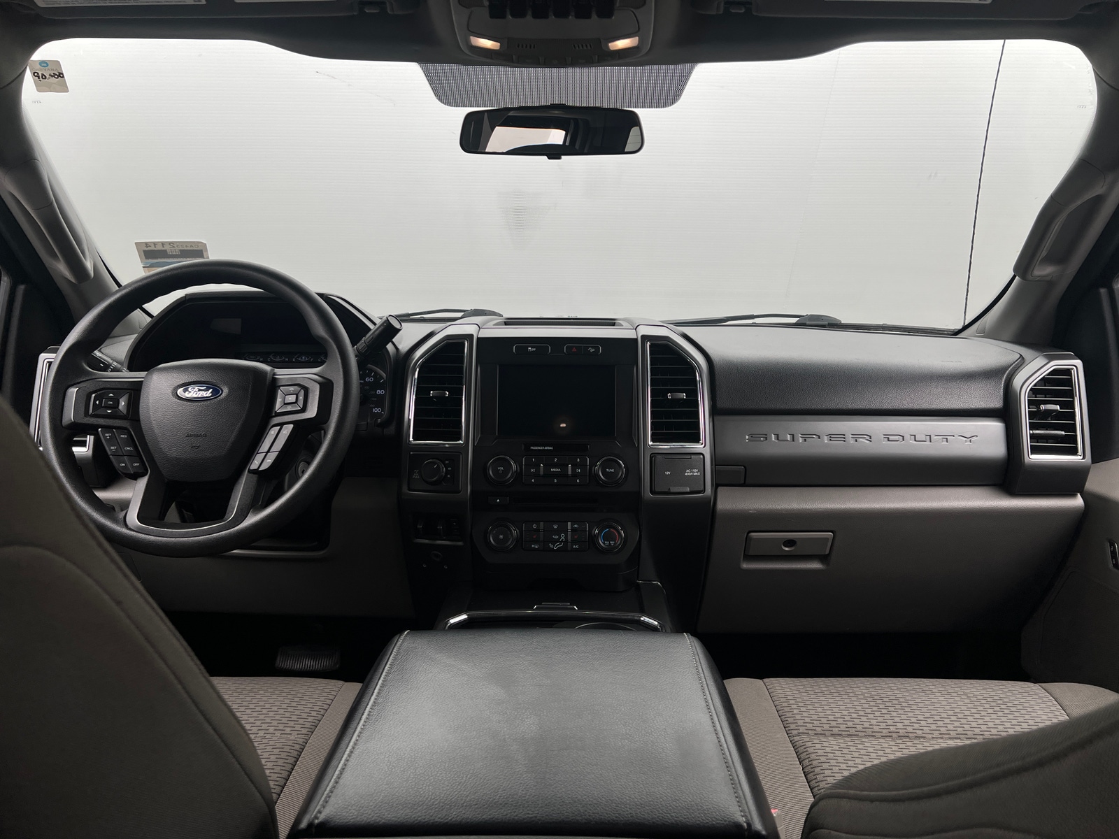 Thumbnail: 2018 Ford Econoline - 3