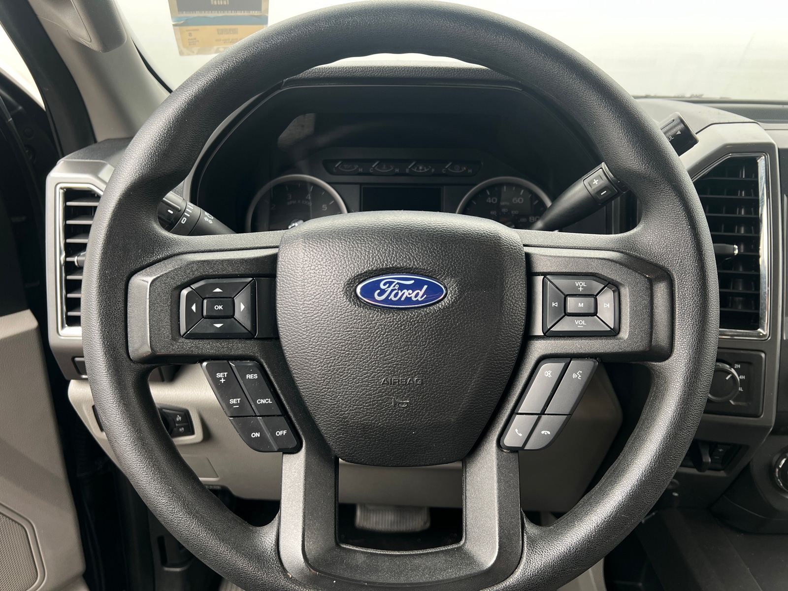 Thumbnail: 2018 Ford Econoline - 5