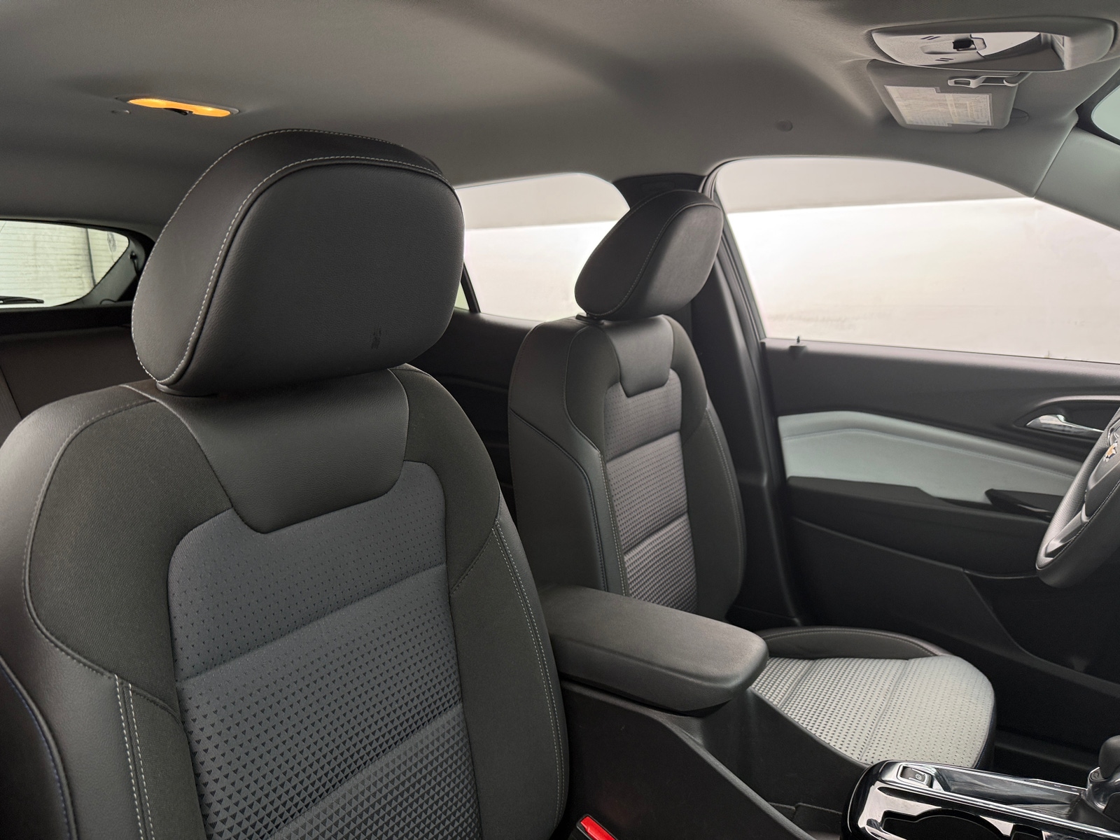 Thumbnail: 2025 Chevrolet Trax - 2