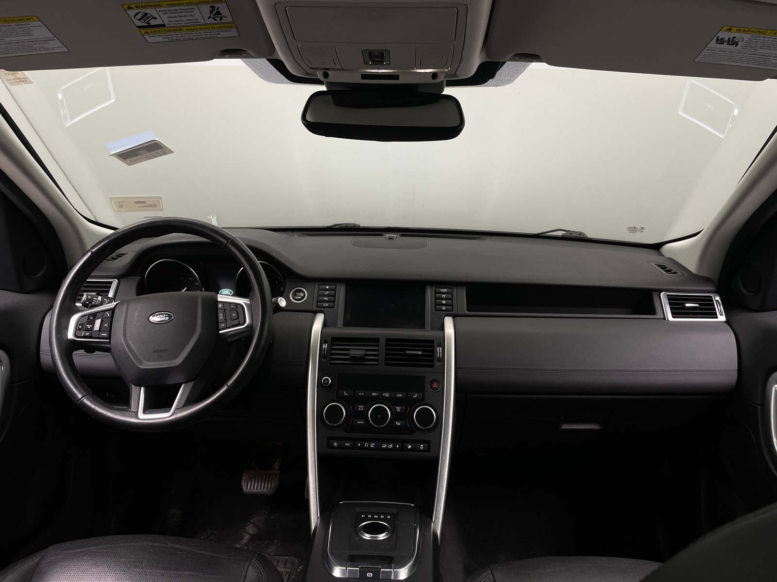 Thumbnail: 2019 Land Rover Discovery Sport - 2