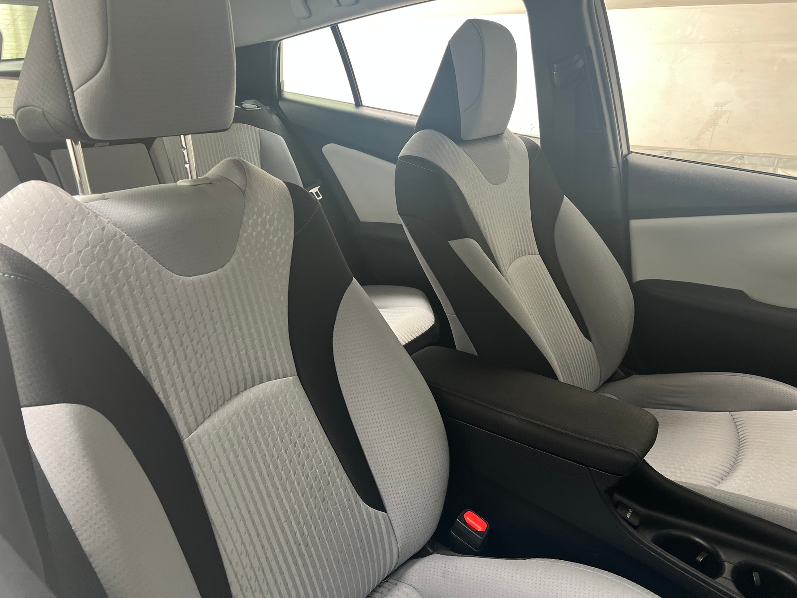 Thumbnail: 2018 Toyota Prius - 2