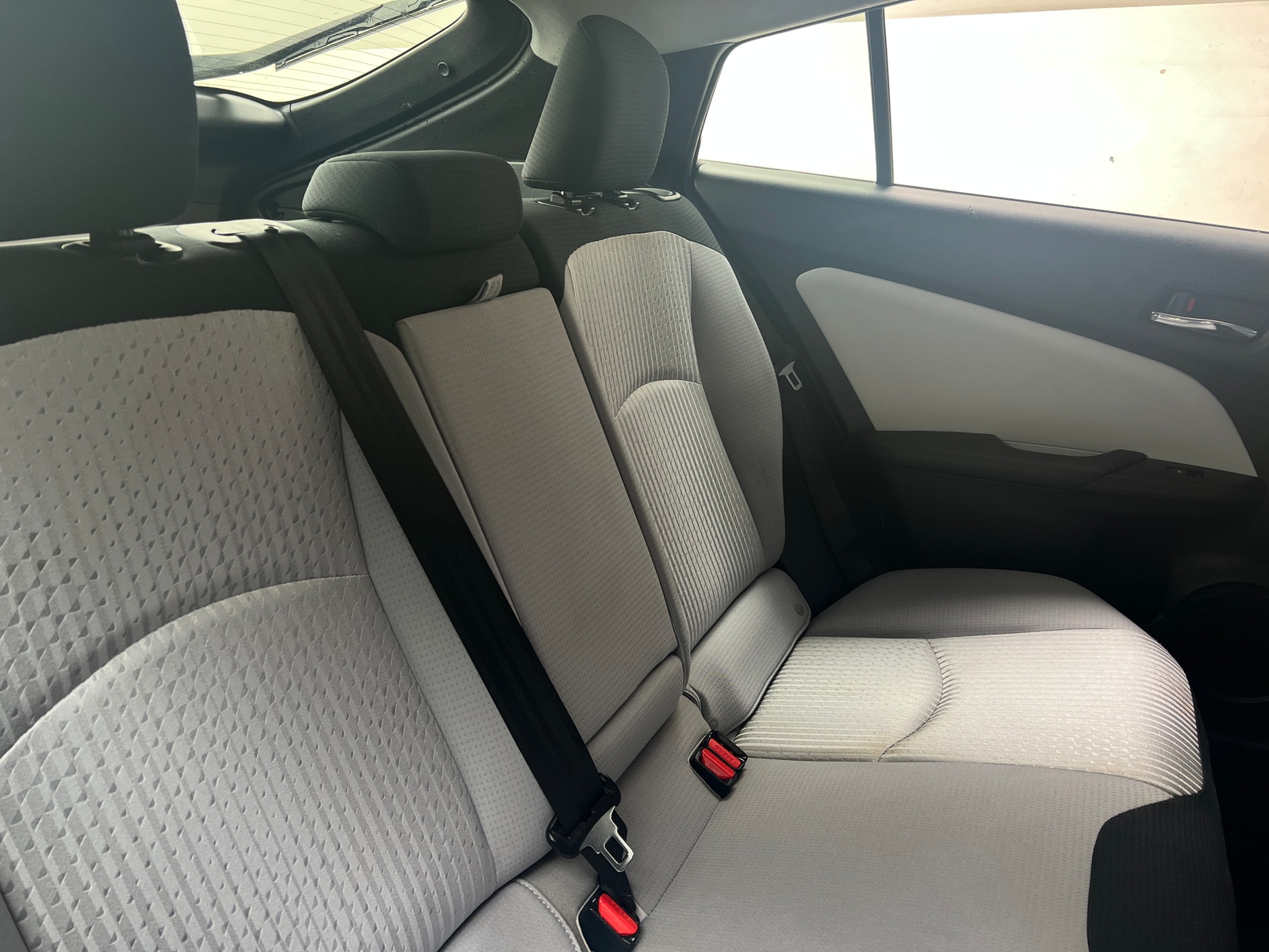 Thumbnail: 2018 Toyota Prius - 6