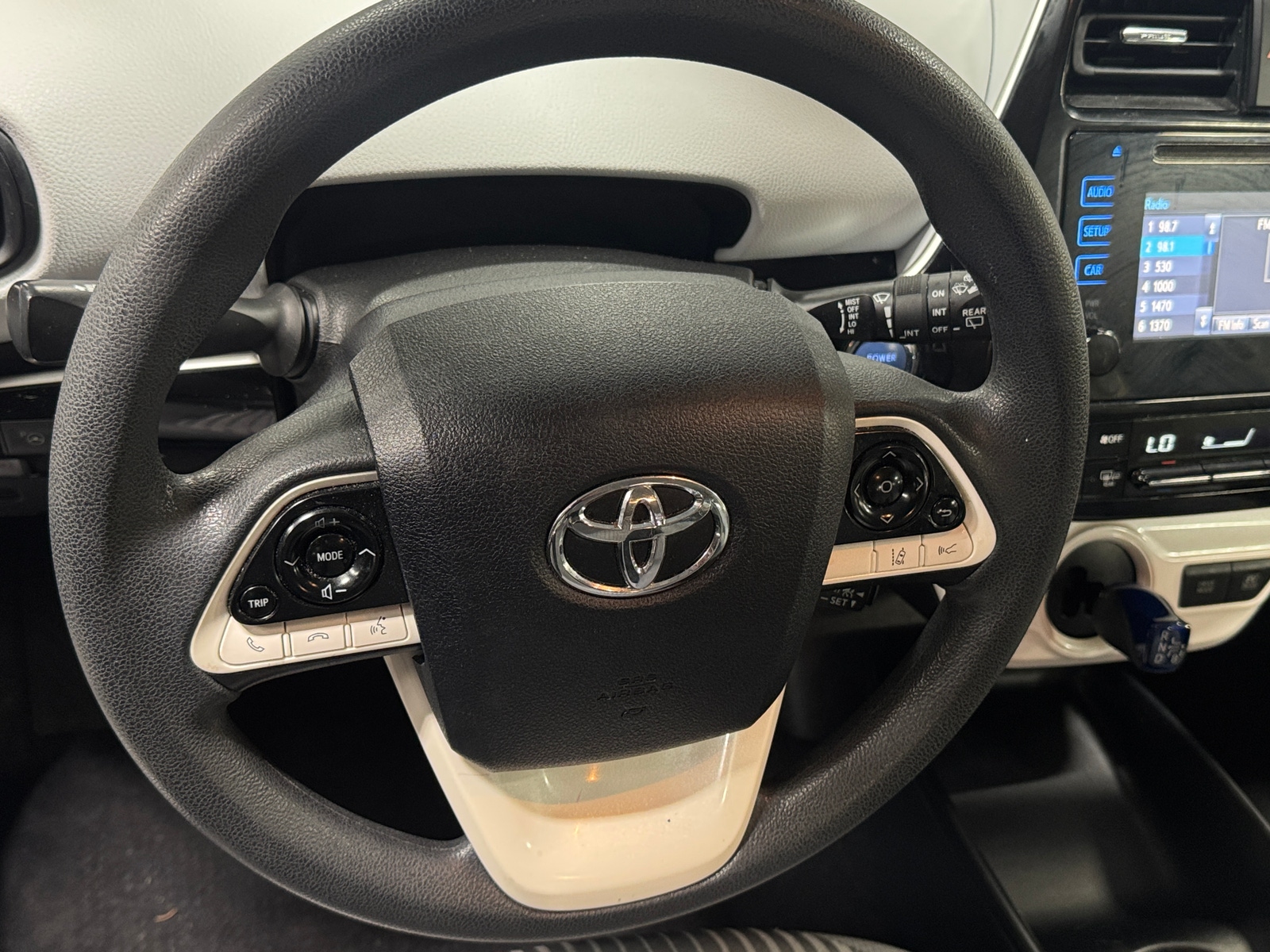 Thumbnail: 2018 Toyota Prius - 5