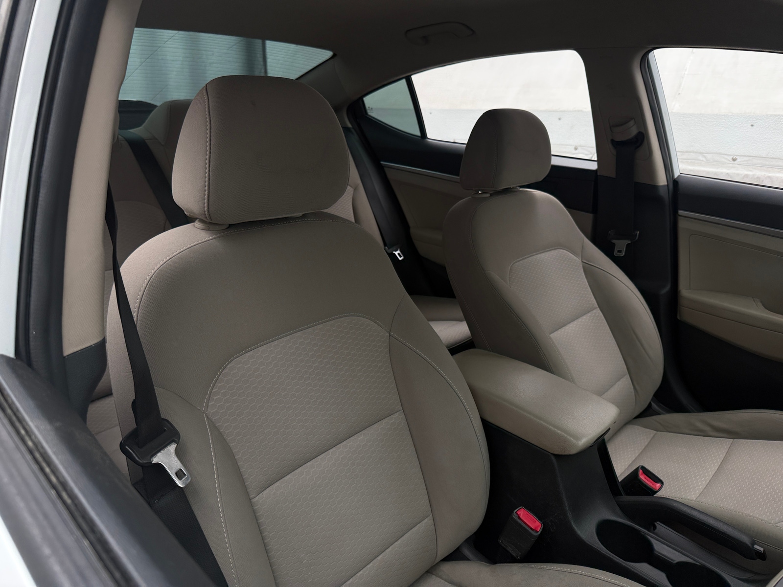 Thumbnail: 2019 Hyundai Elantra - 2