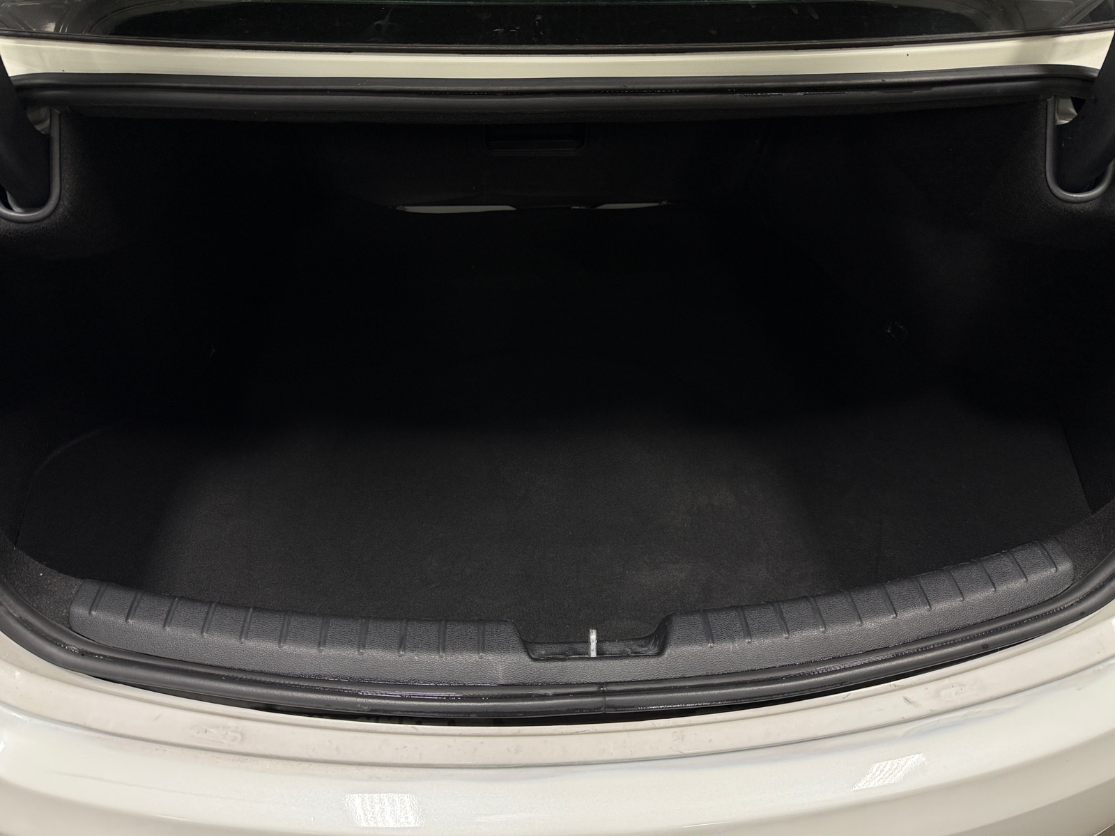 Thumbnail: 2018 Kia Cadenza - 6