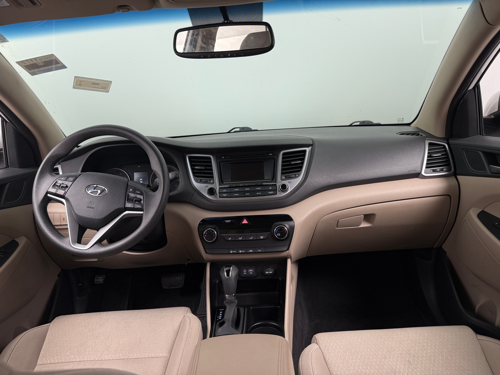 Thumbnail: 2016 Hyundai Tucson - 3