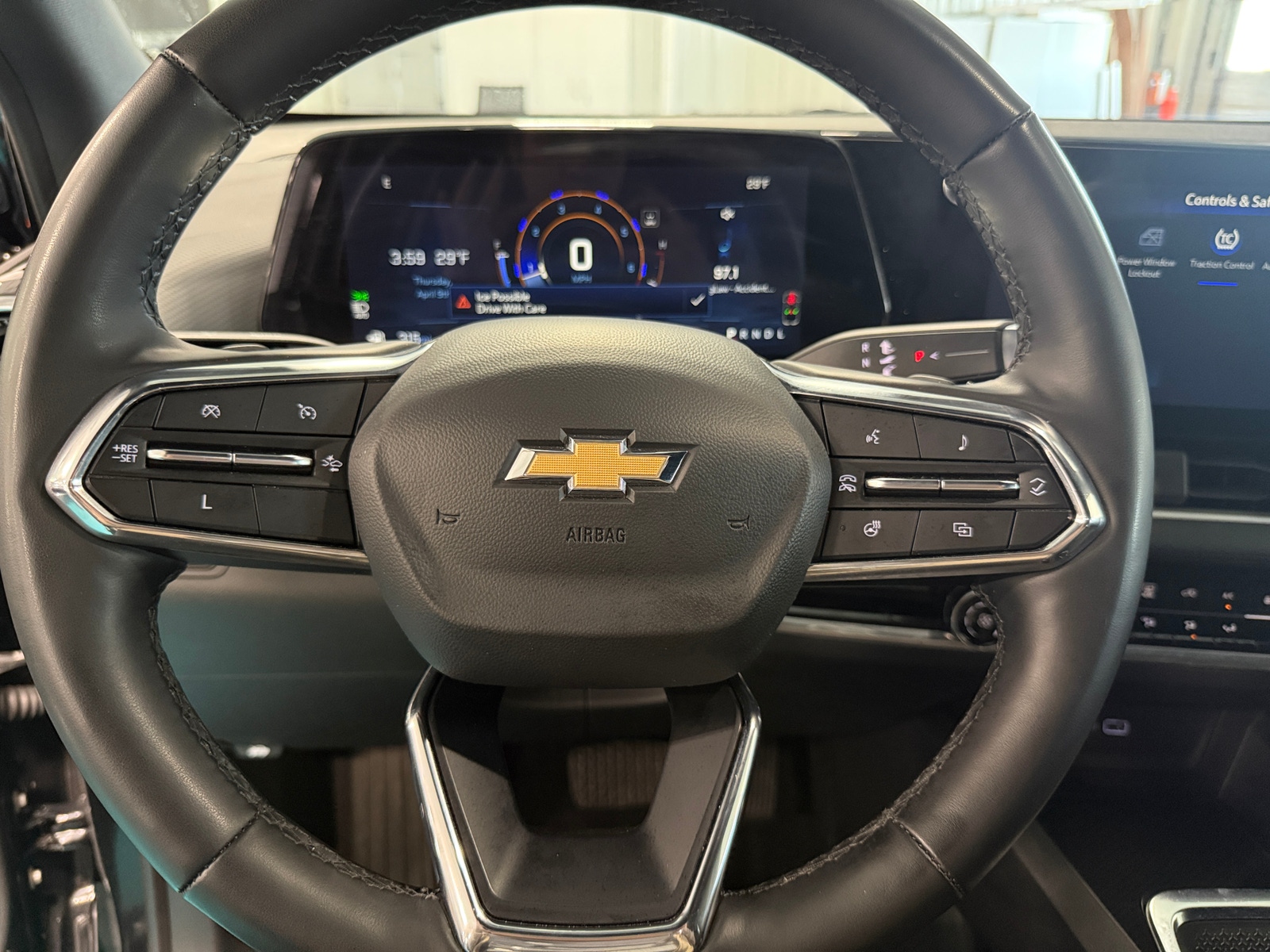 Thumbnail: 2025 Chevrolet Equinox - 5