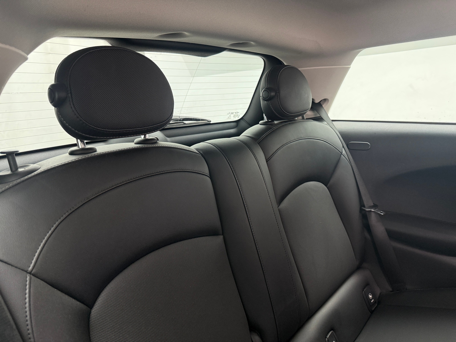 Thumbnail: 2015 MINI Cooper Hardtop - 6