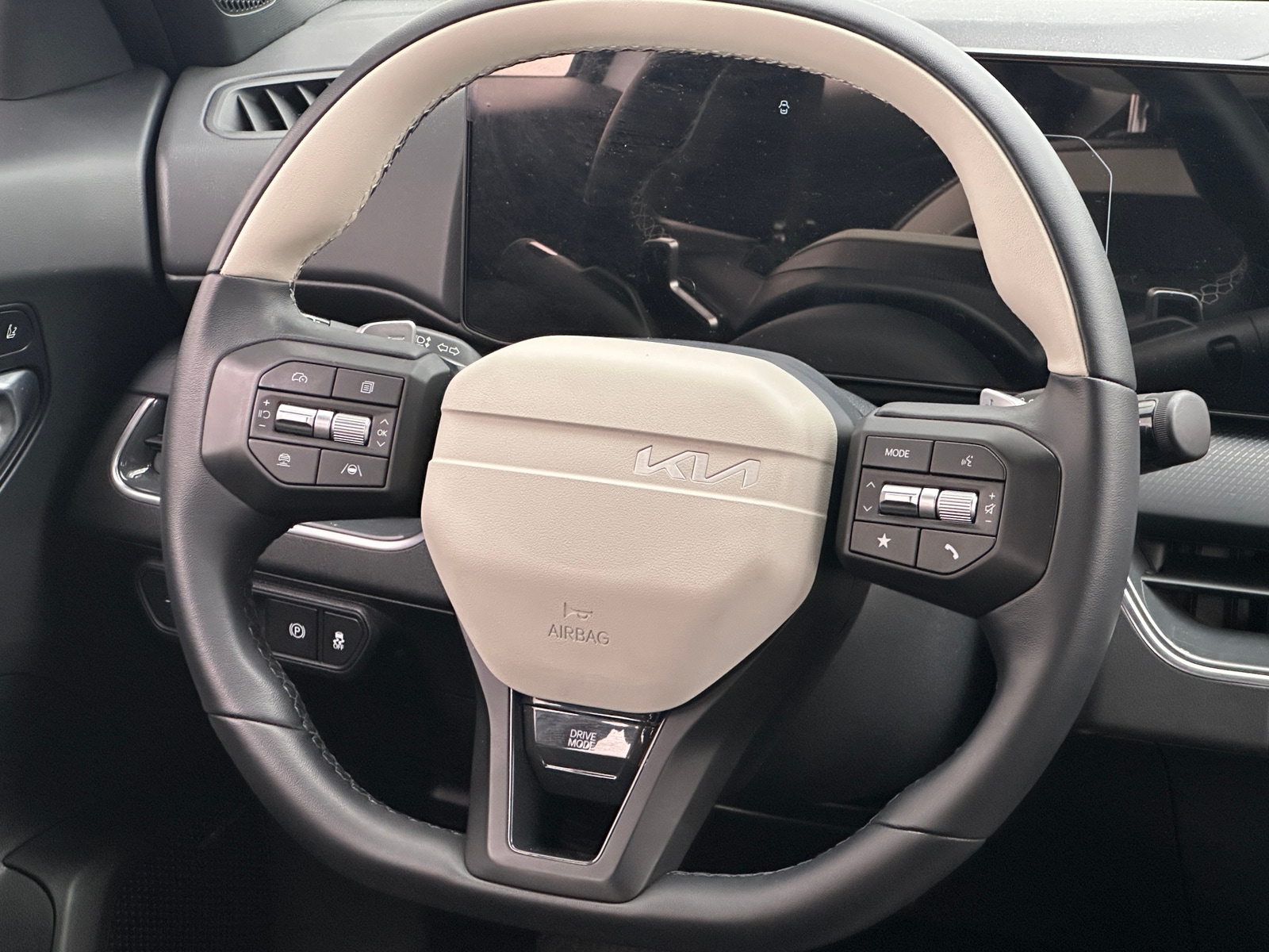 Thumbnail: 2025 Kia K4 - 5