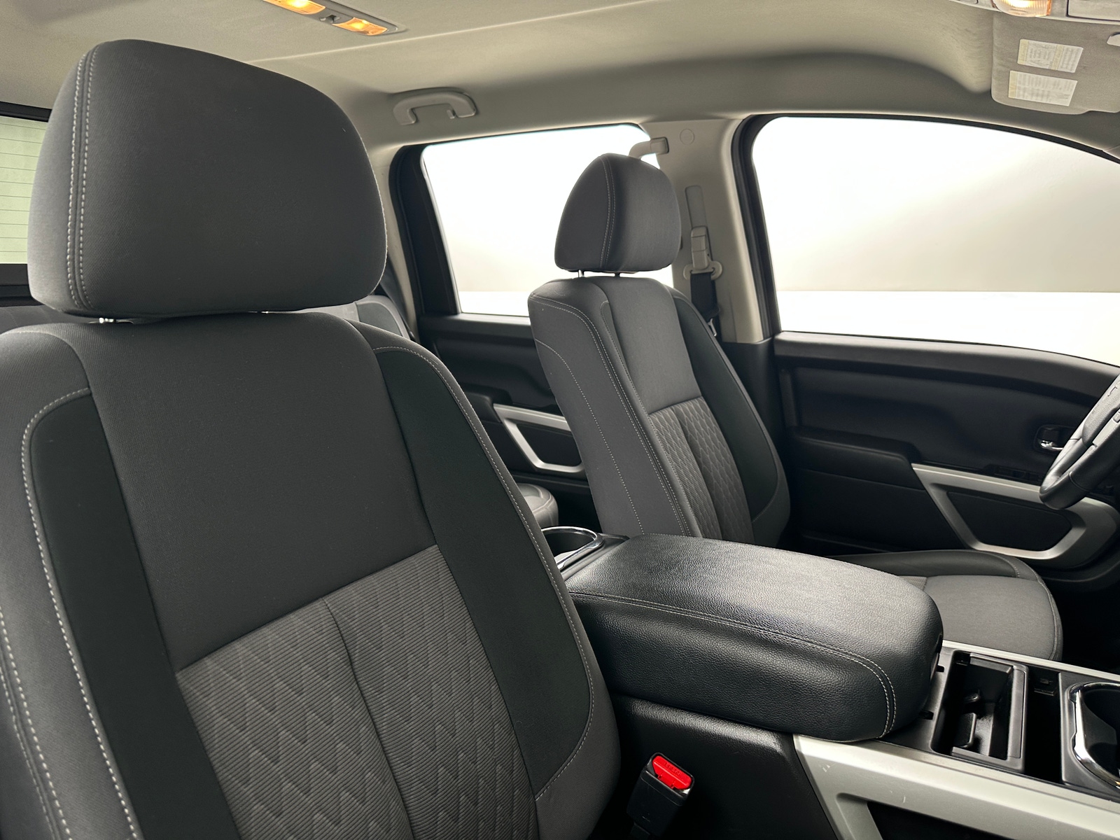 Thumbnail: 2024 Nissan Titan - 2