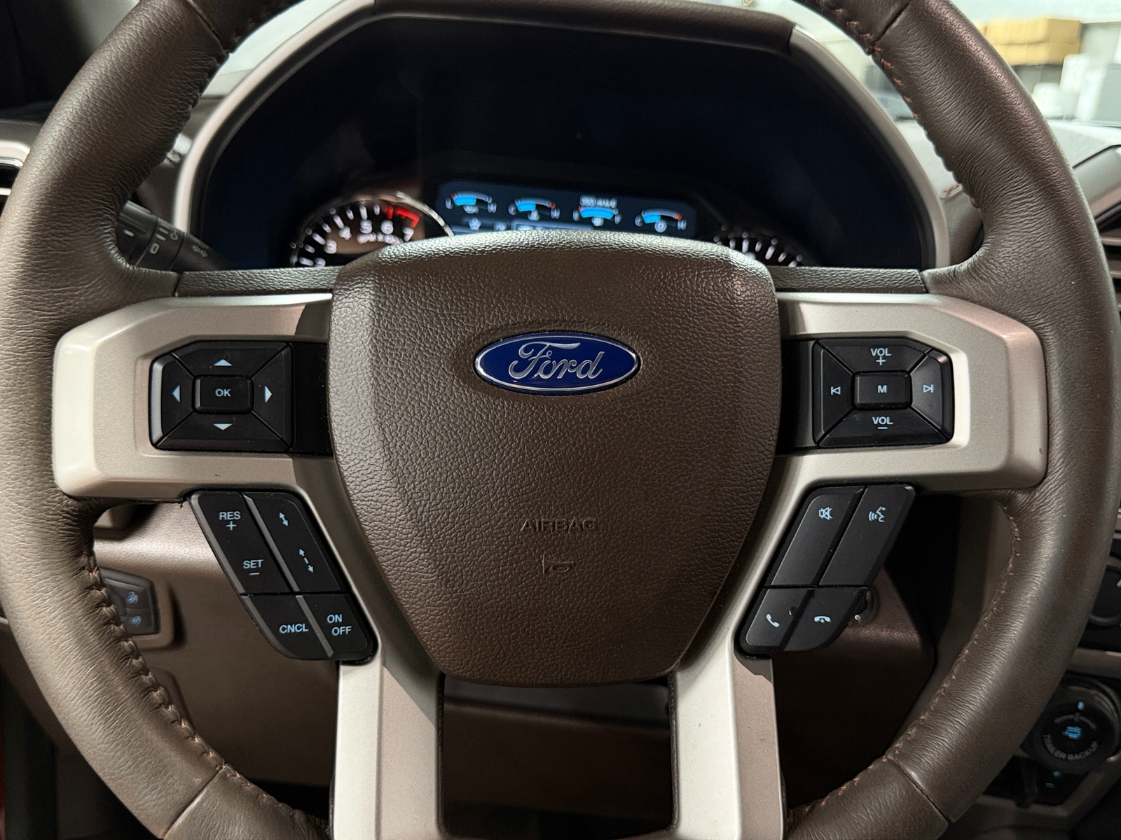 Thumbnail: 2019 Ford Econoline - 4