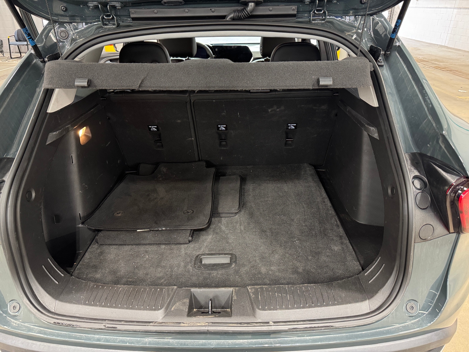 Thumbnail: 2025 Chevrolet Trax - 7