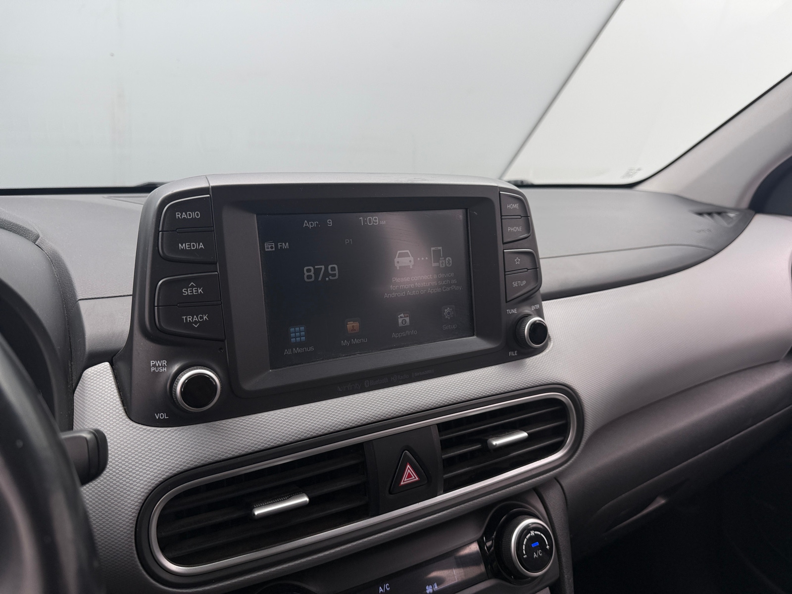 Thumbnail: 2020 Hyundai Kona - 3