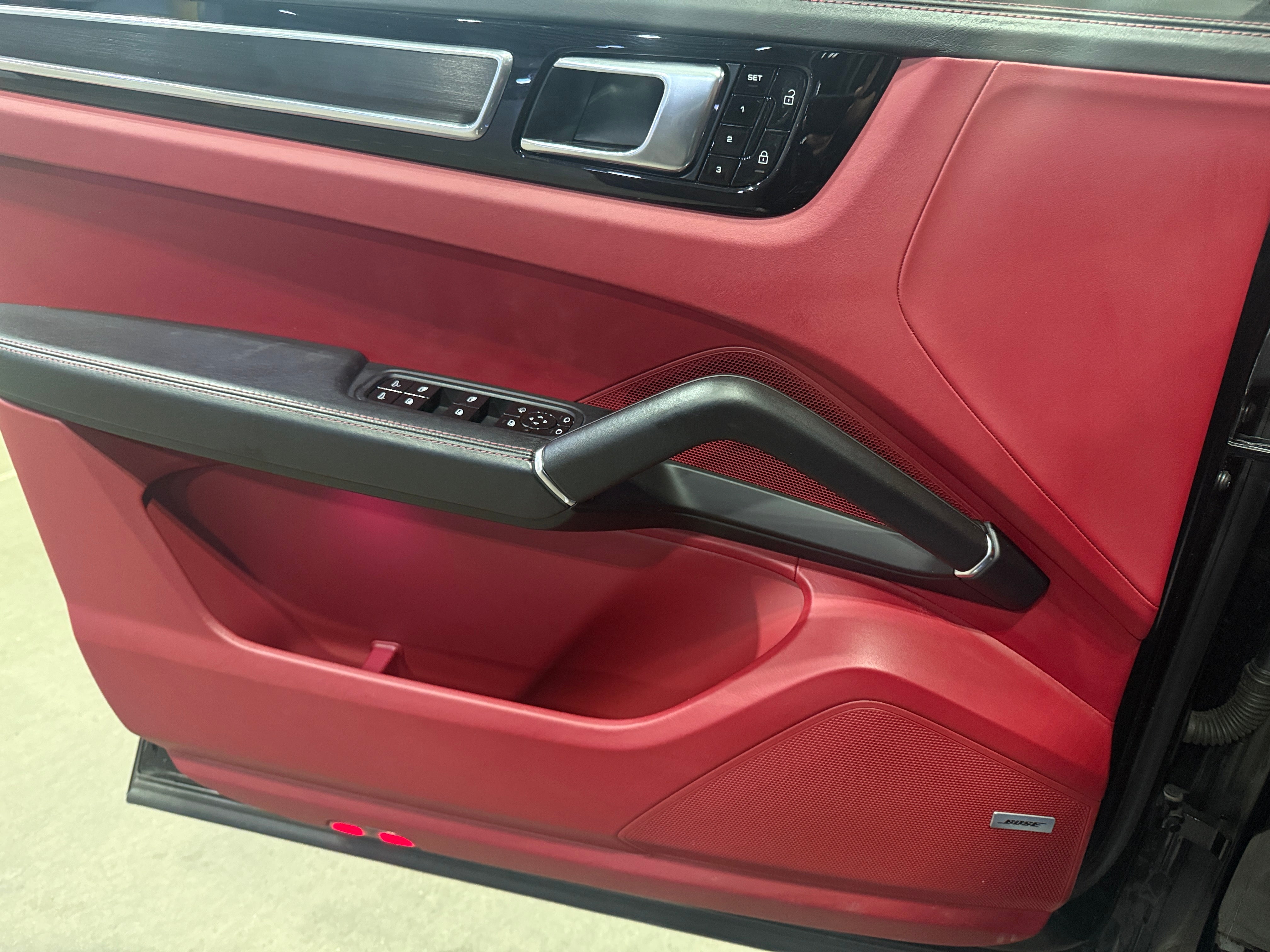 2021 Porsche Cayenne Coup
