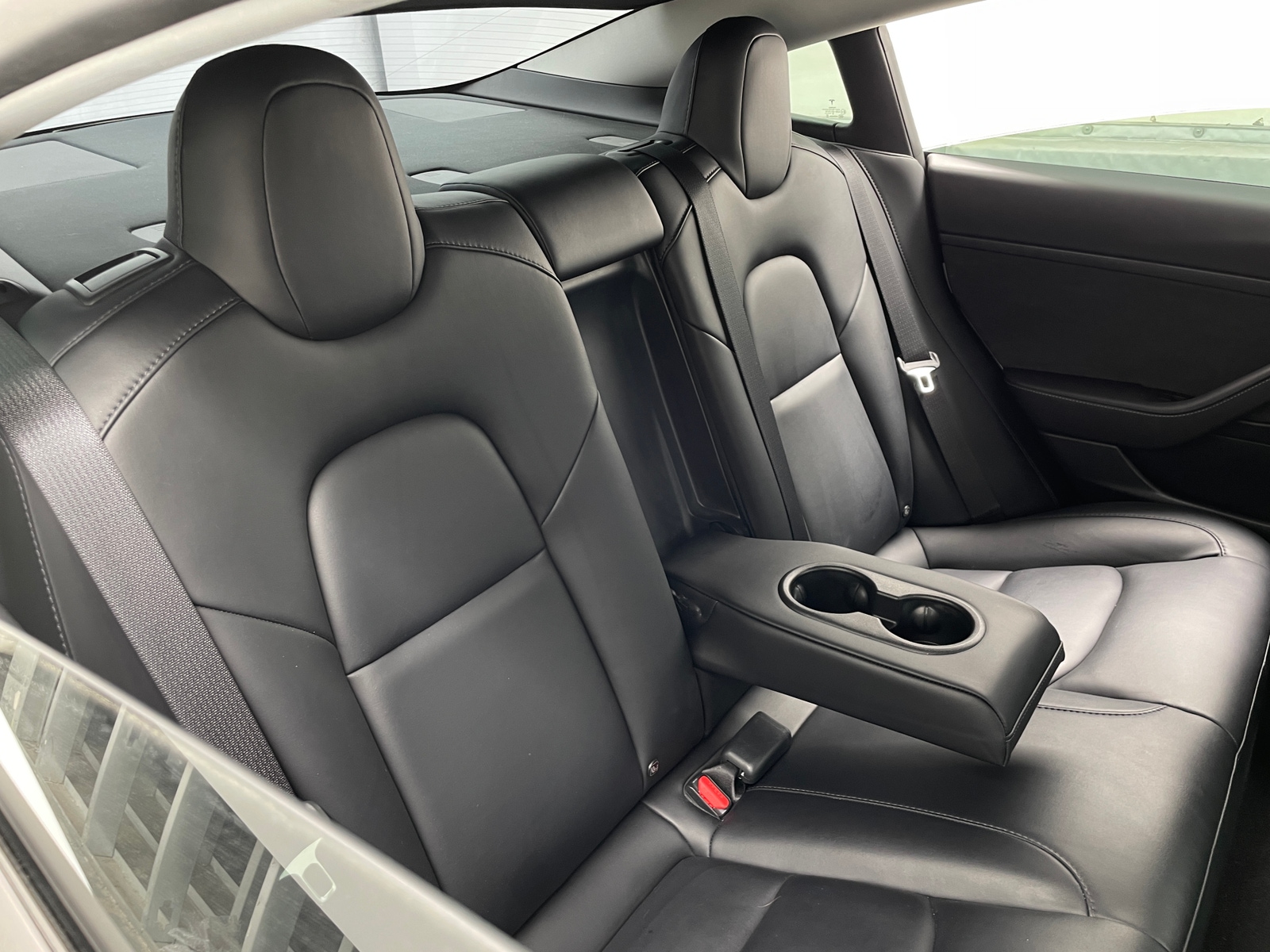 Thumbnail: 2021 Tesla Model 3 - 4