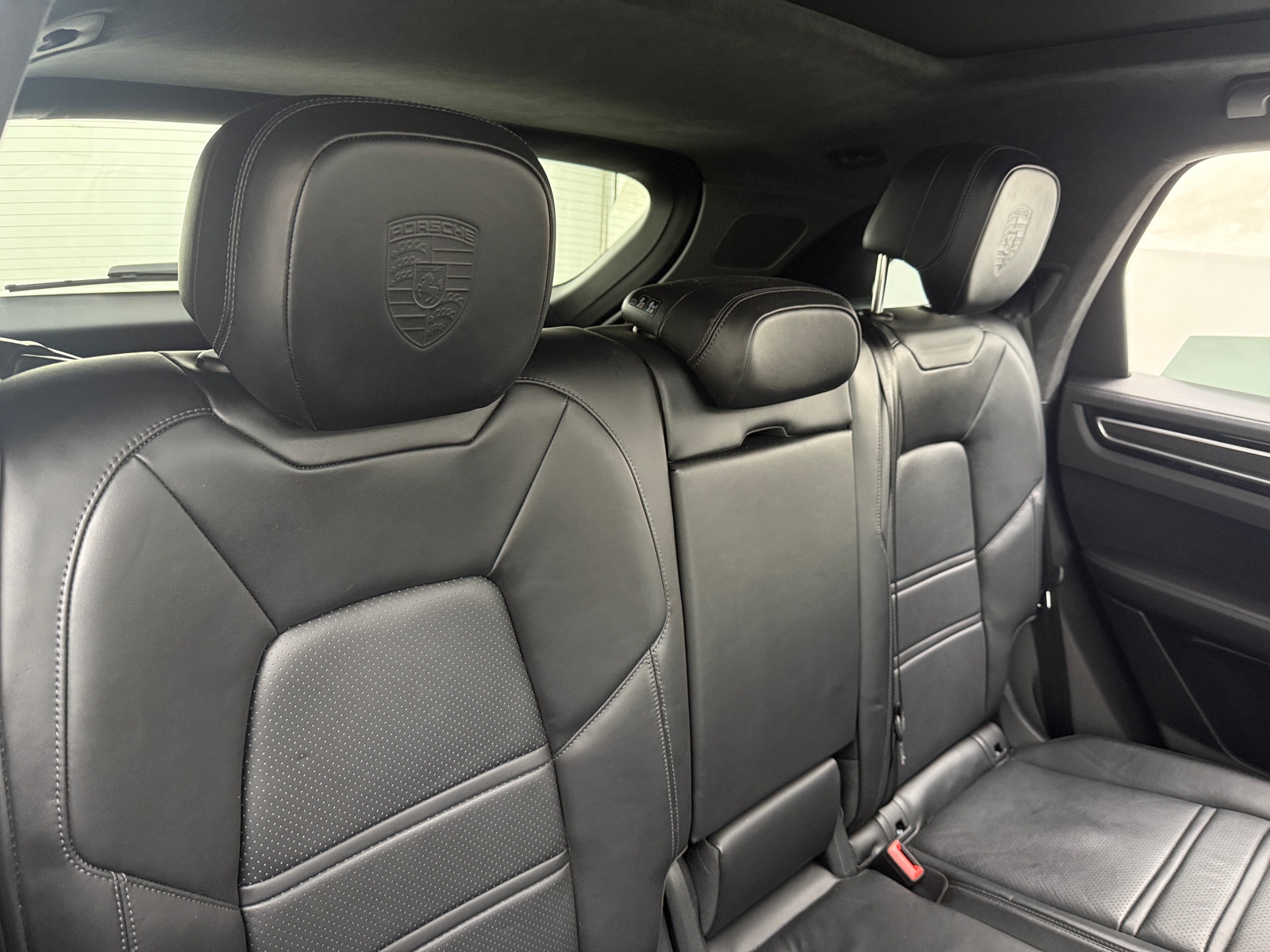 Thumbnail: 2023 Porsche Cayenne - 5