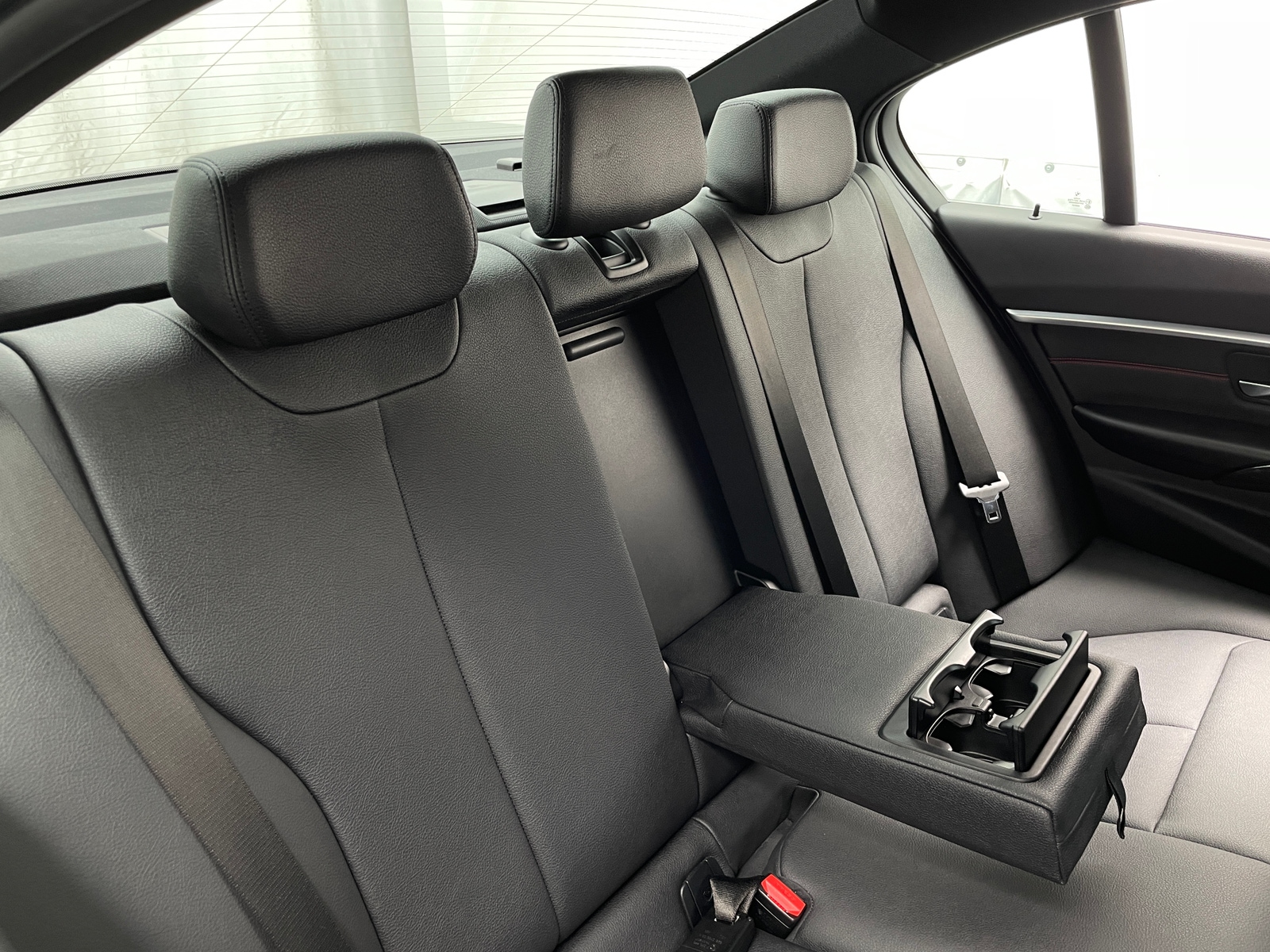 Thumbnail: 2018 BMW 3 Series - 5