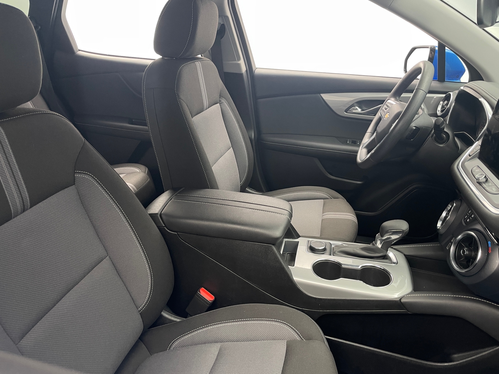 Thumbnail: 2025 Chevrolet Blazer - 2