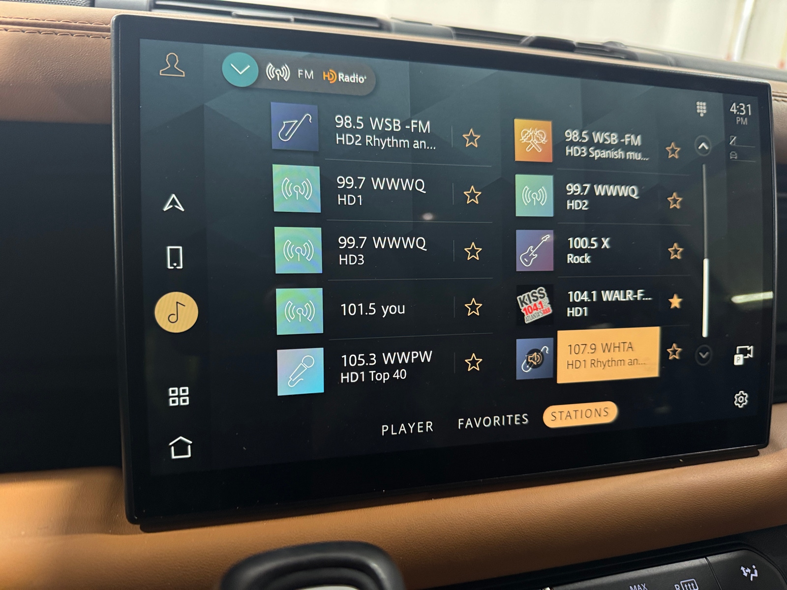 Thumbnail: 2024 Land Rover Defender - 3