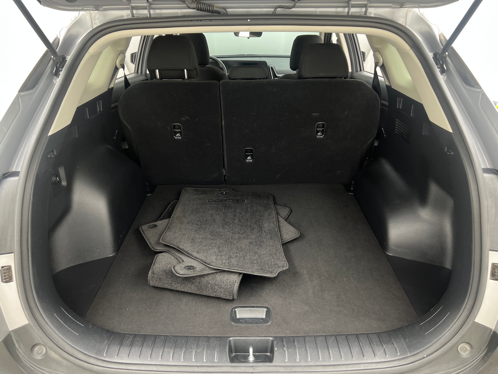 Thumbnail: 2025 Kia Sportage - 7