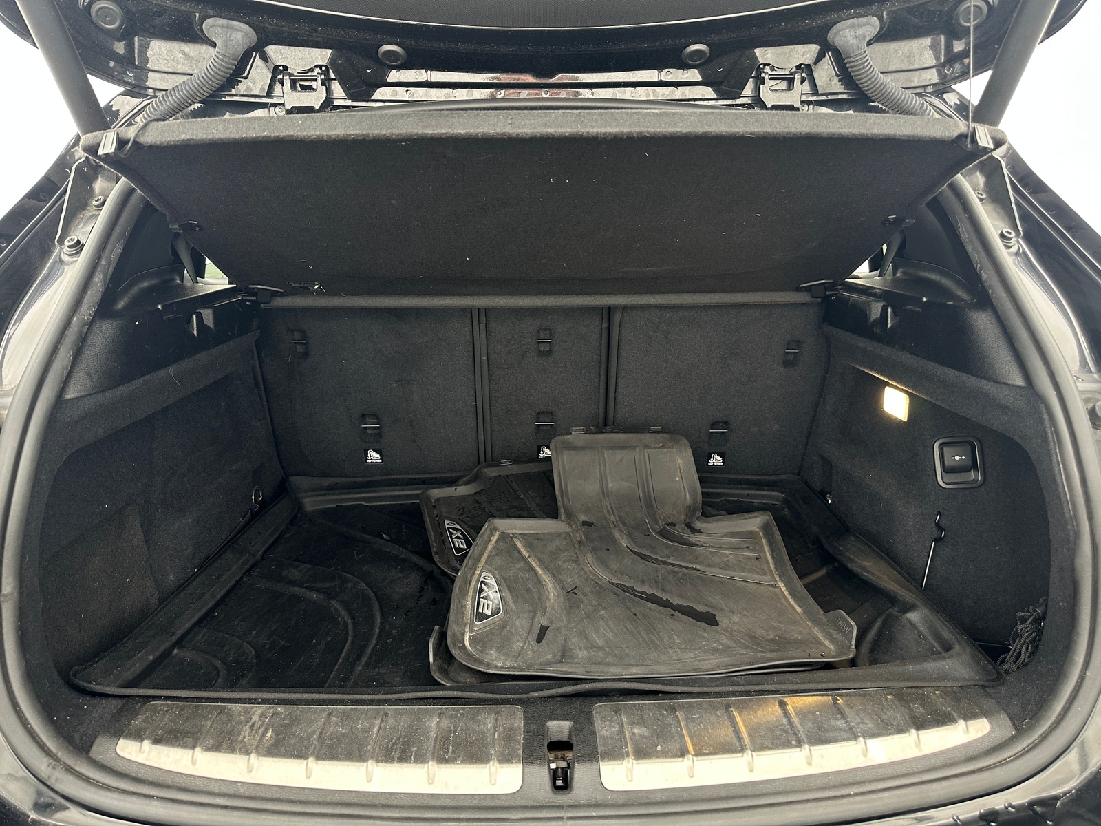 Thumbnail: 2020 BMW X2 - 6