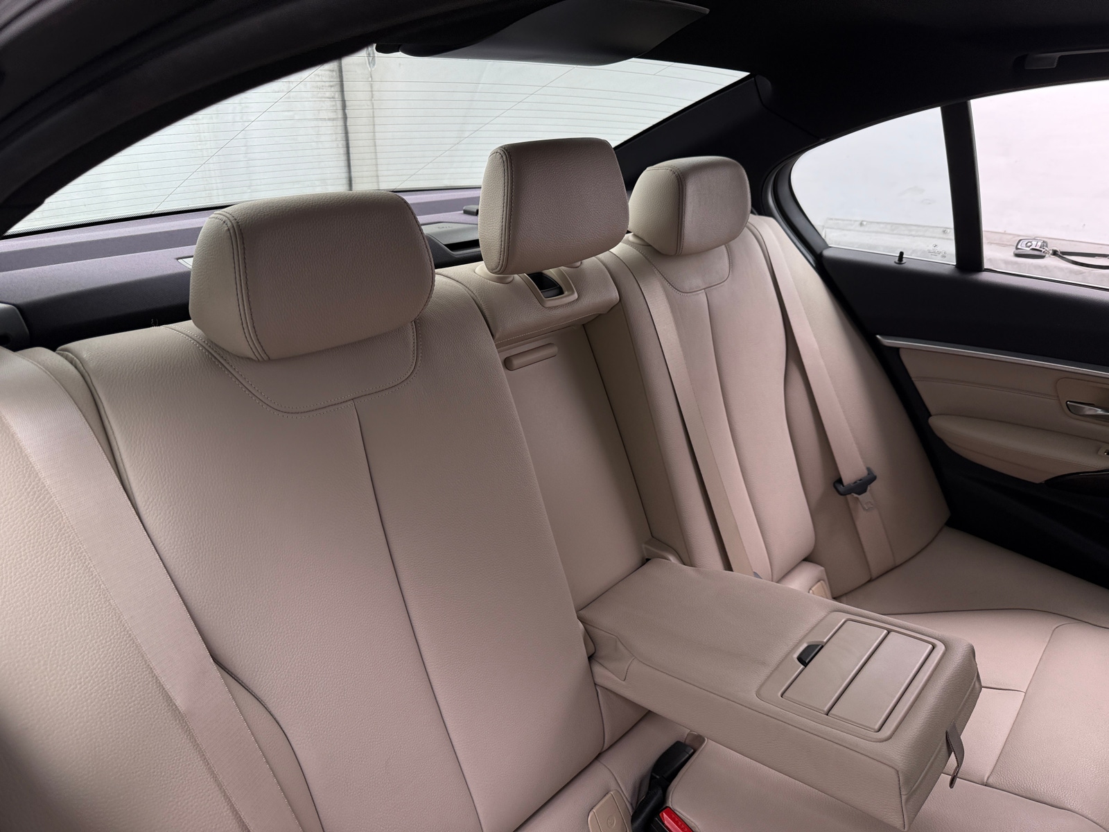 Thumbnail: 2016 BMW 3 Series - 5