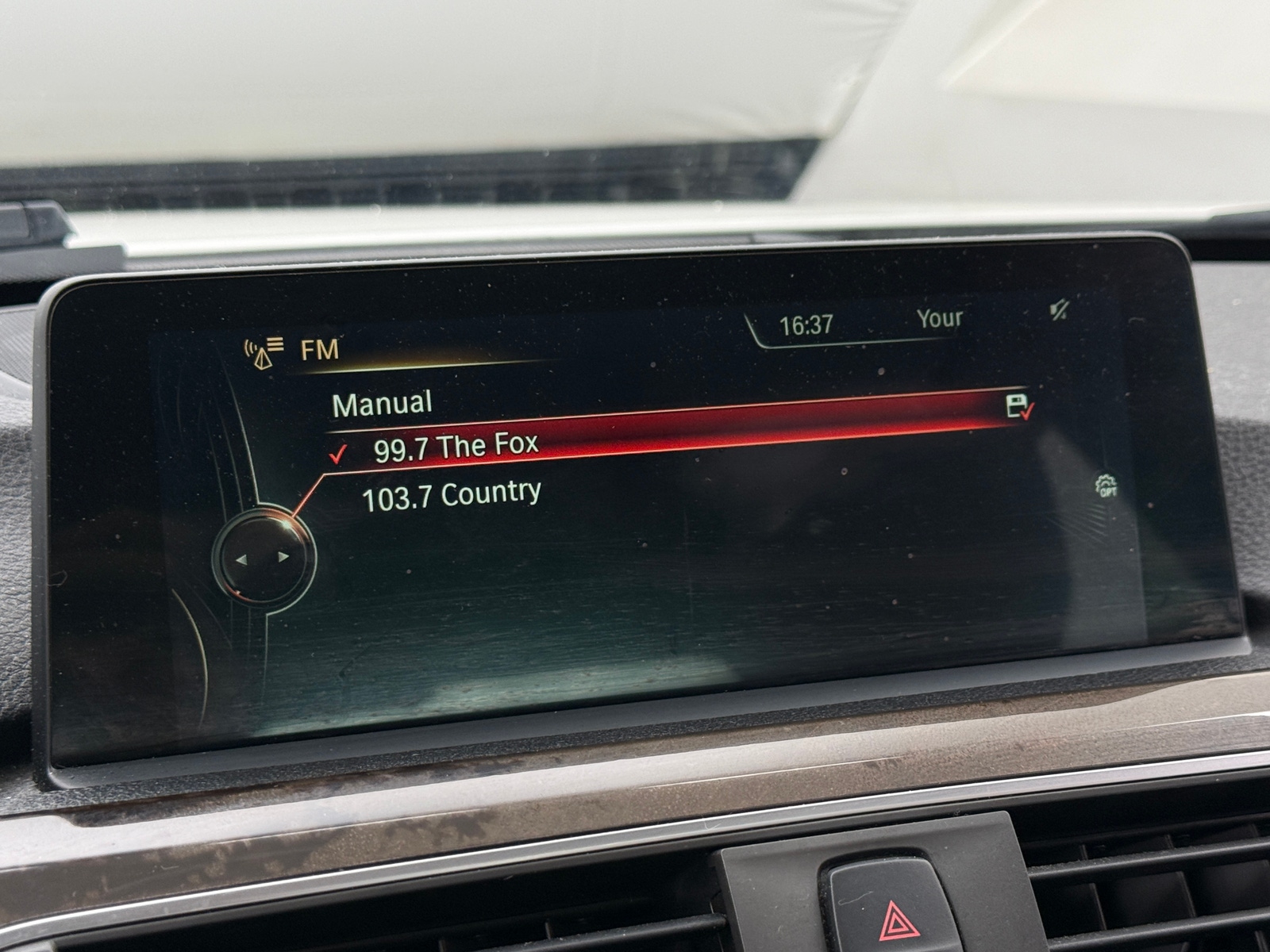 Thumbnail: 2016 BMW 3 Series - 3