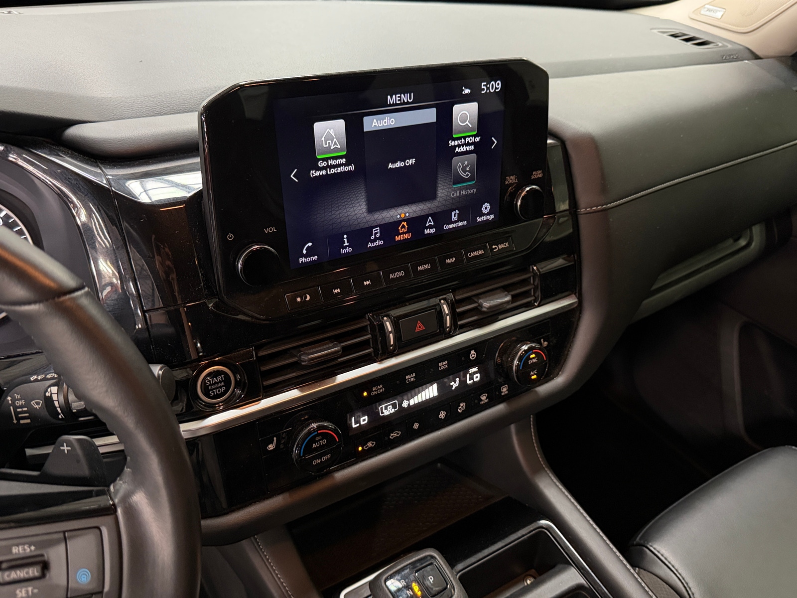 Thumbnail: 2023 Nissan Pathfinder - 3