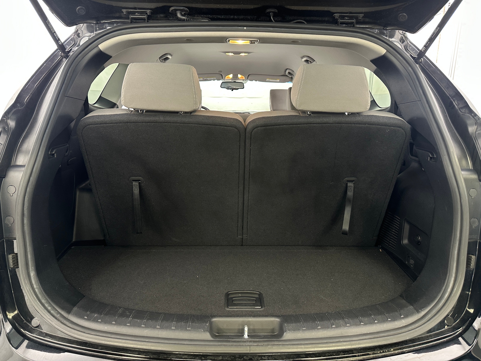 Thumbnail: 2014 Hyundai Santa Fe - 7