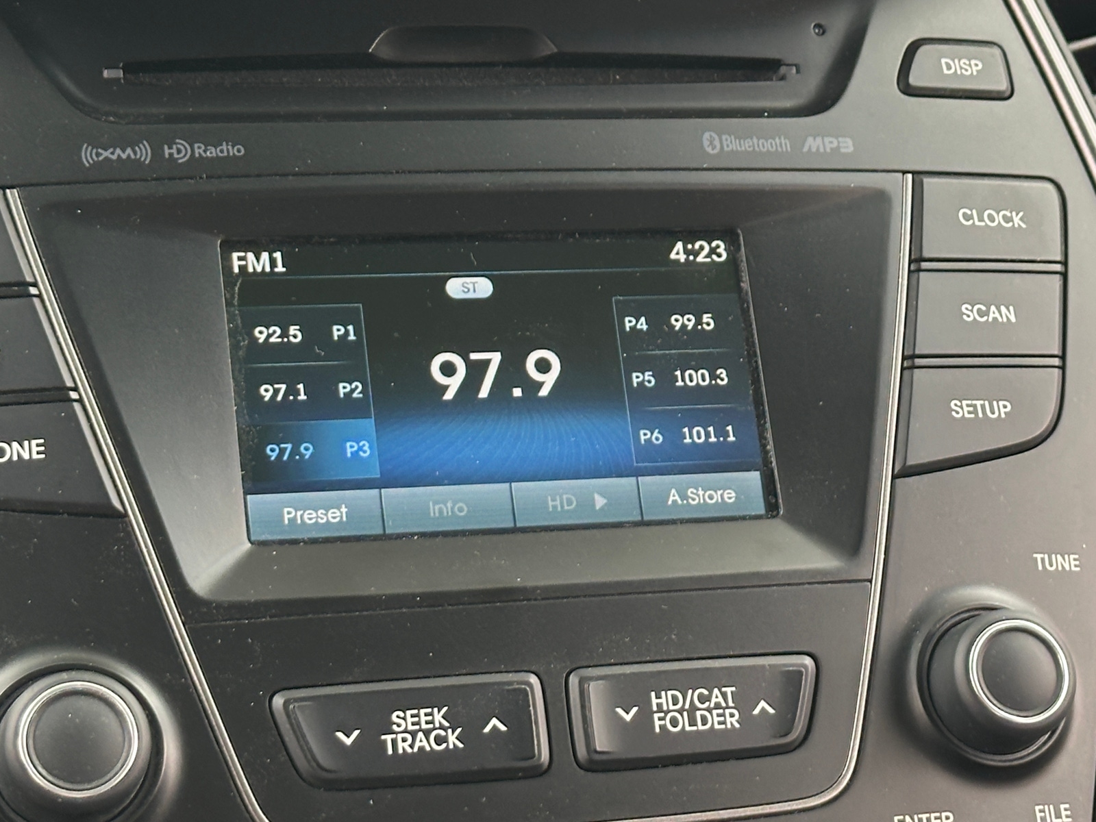 Thumbnail: 2014 Hyundai Santa Fe - 4