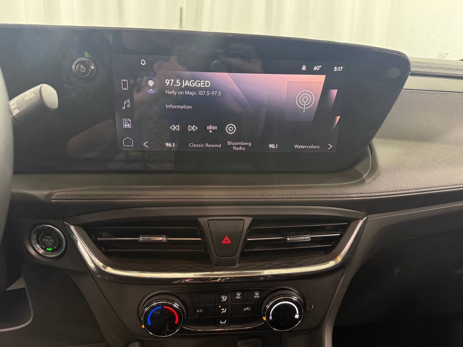 Thumbnail: 2025 Buick Encore GX - 3