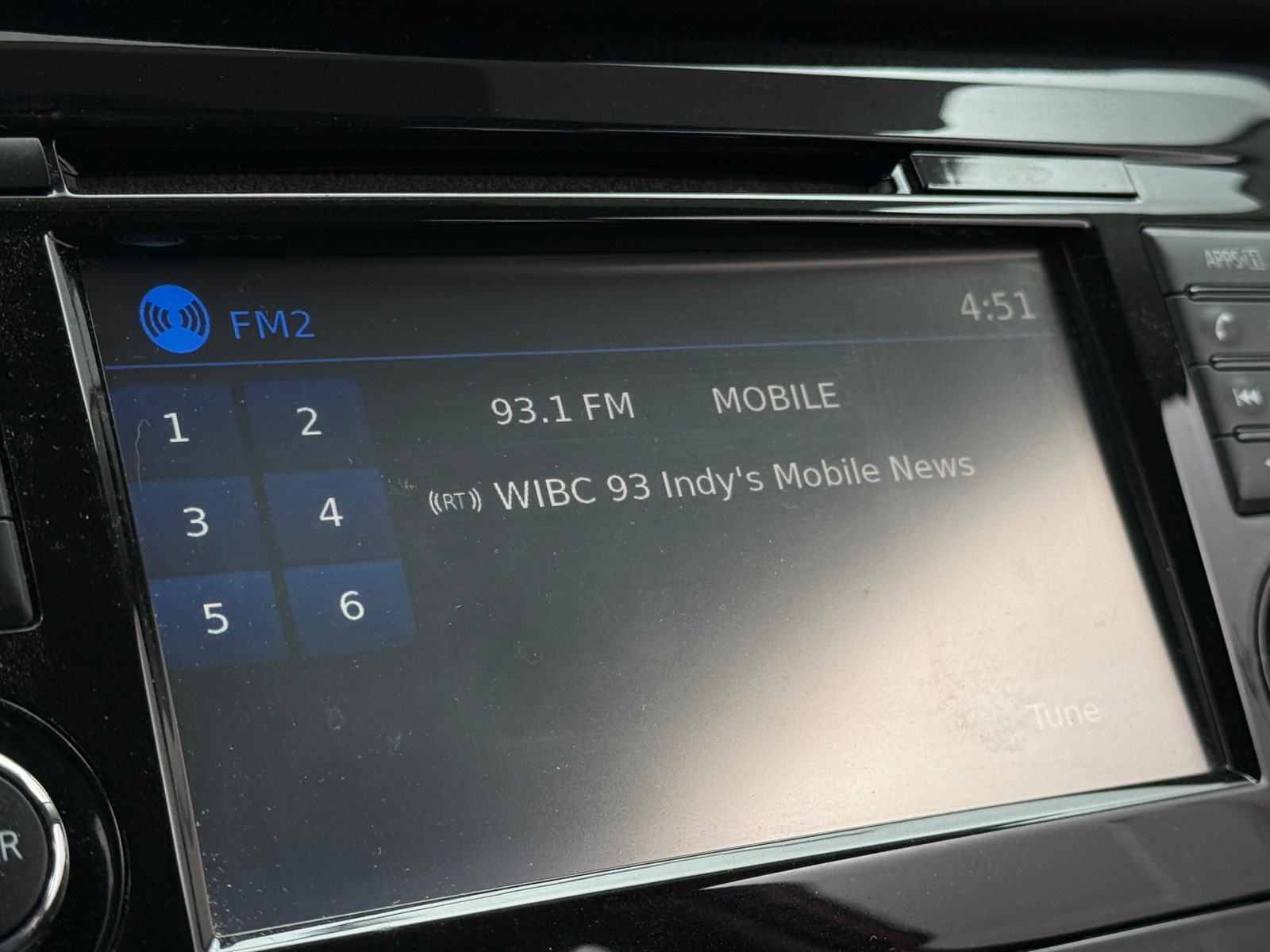 Thumbnail: 2014 Nissan Rogue - 3