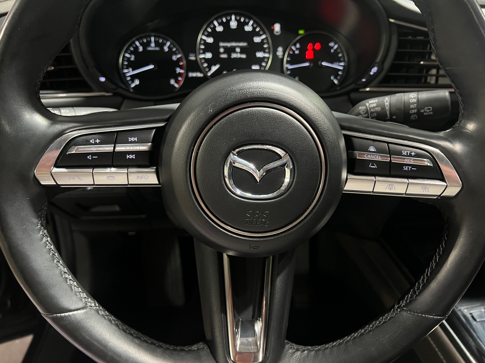 Thumbnail: 2023 Mazda CX-30 - 4