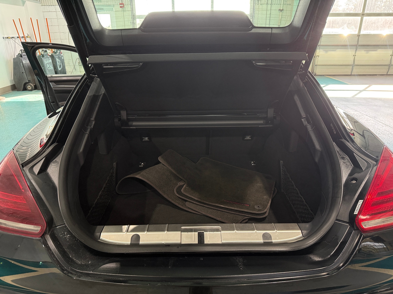 Thumbnail: 2014 Porsche Panamera - 6