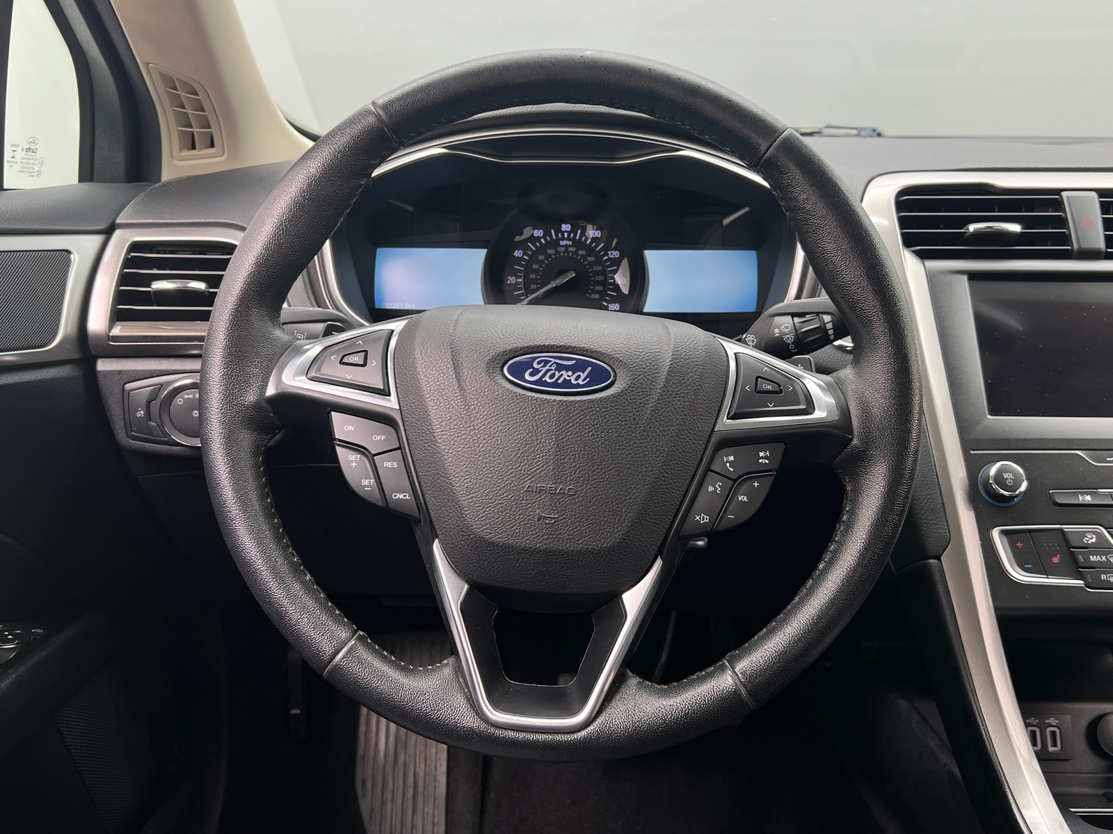 Thumbnail: 2019 Ford Fusion - 4